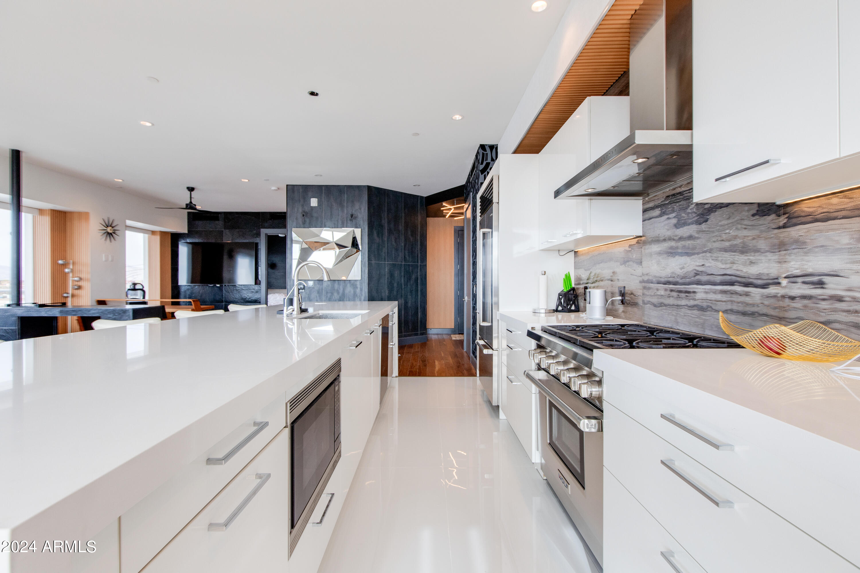 4422 N 75TH Street, 8004