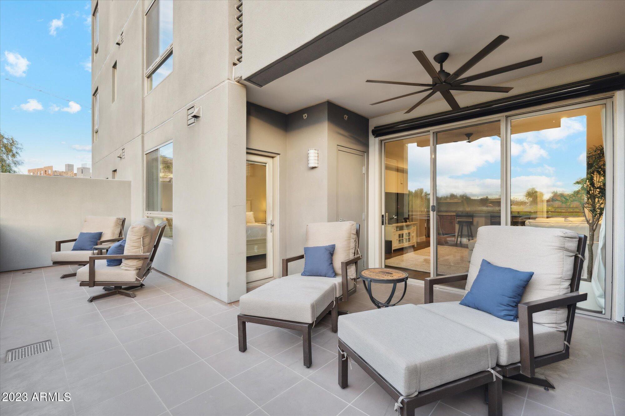 15802 N 71ST Street, 215