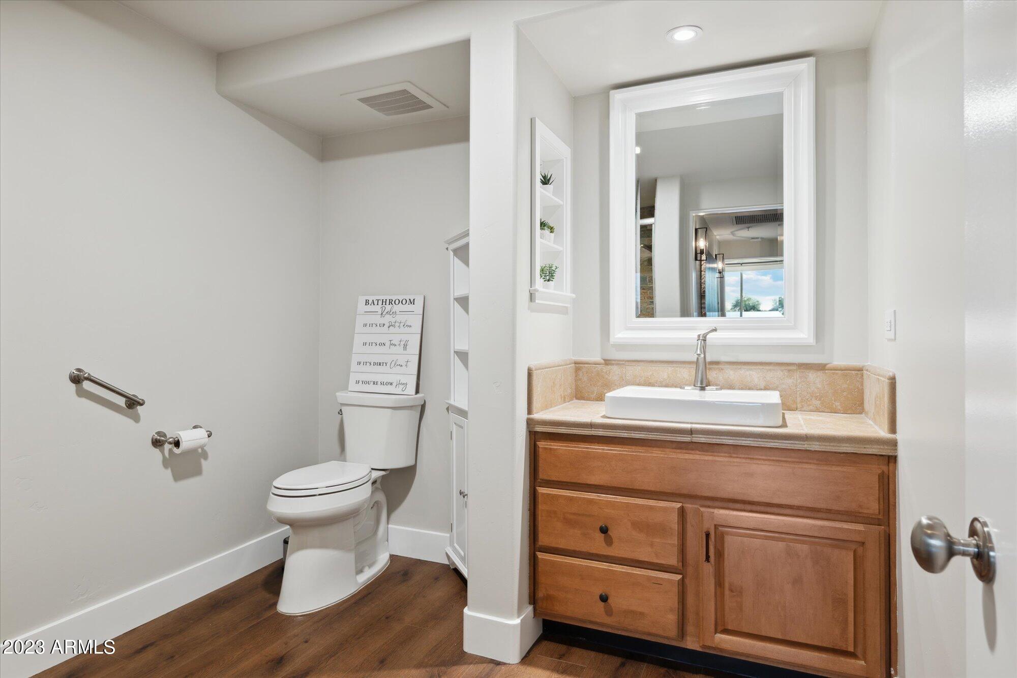 15802 N 71ST Street, 215