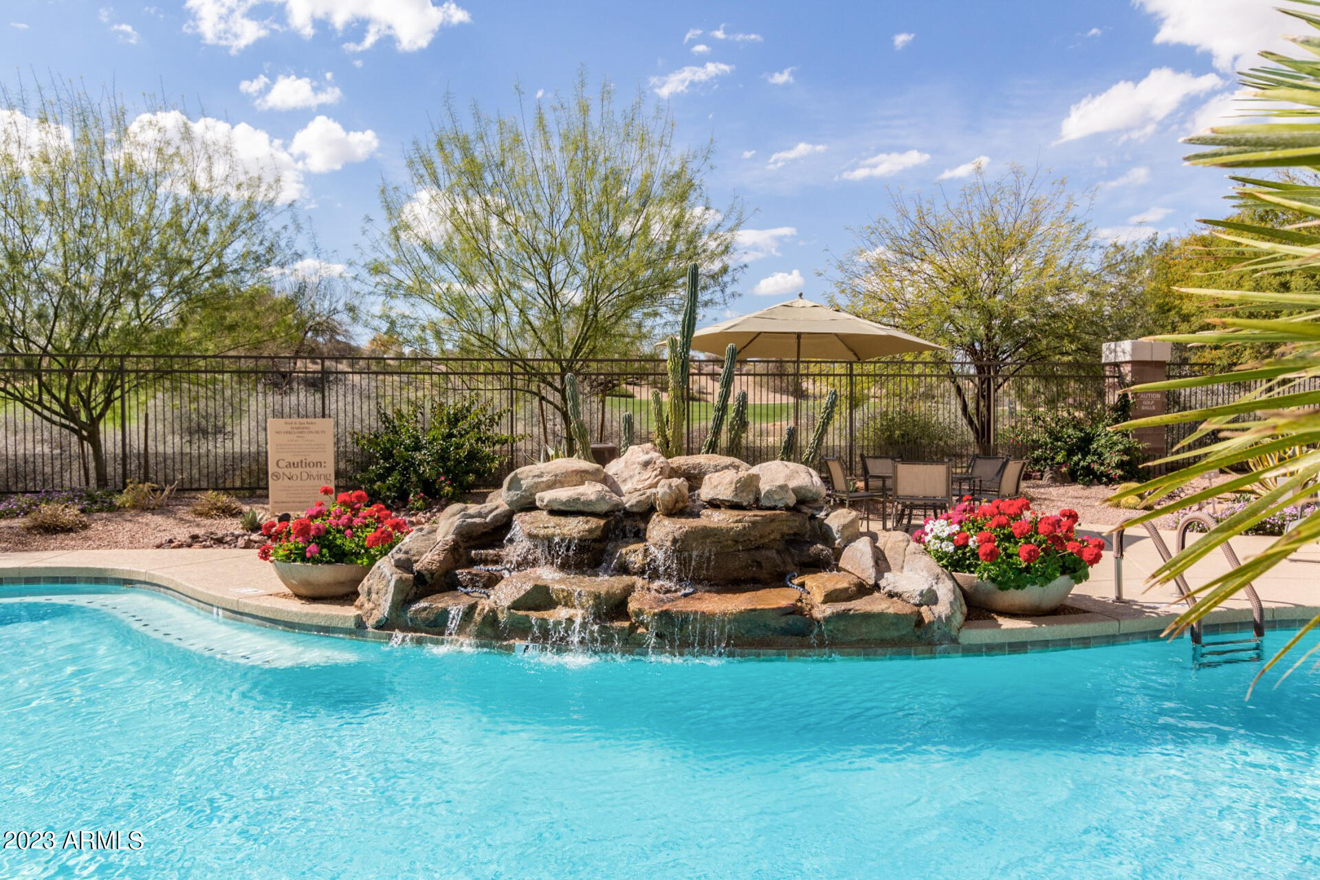 15802 N 71ST Street, 215