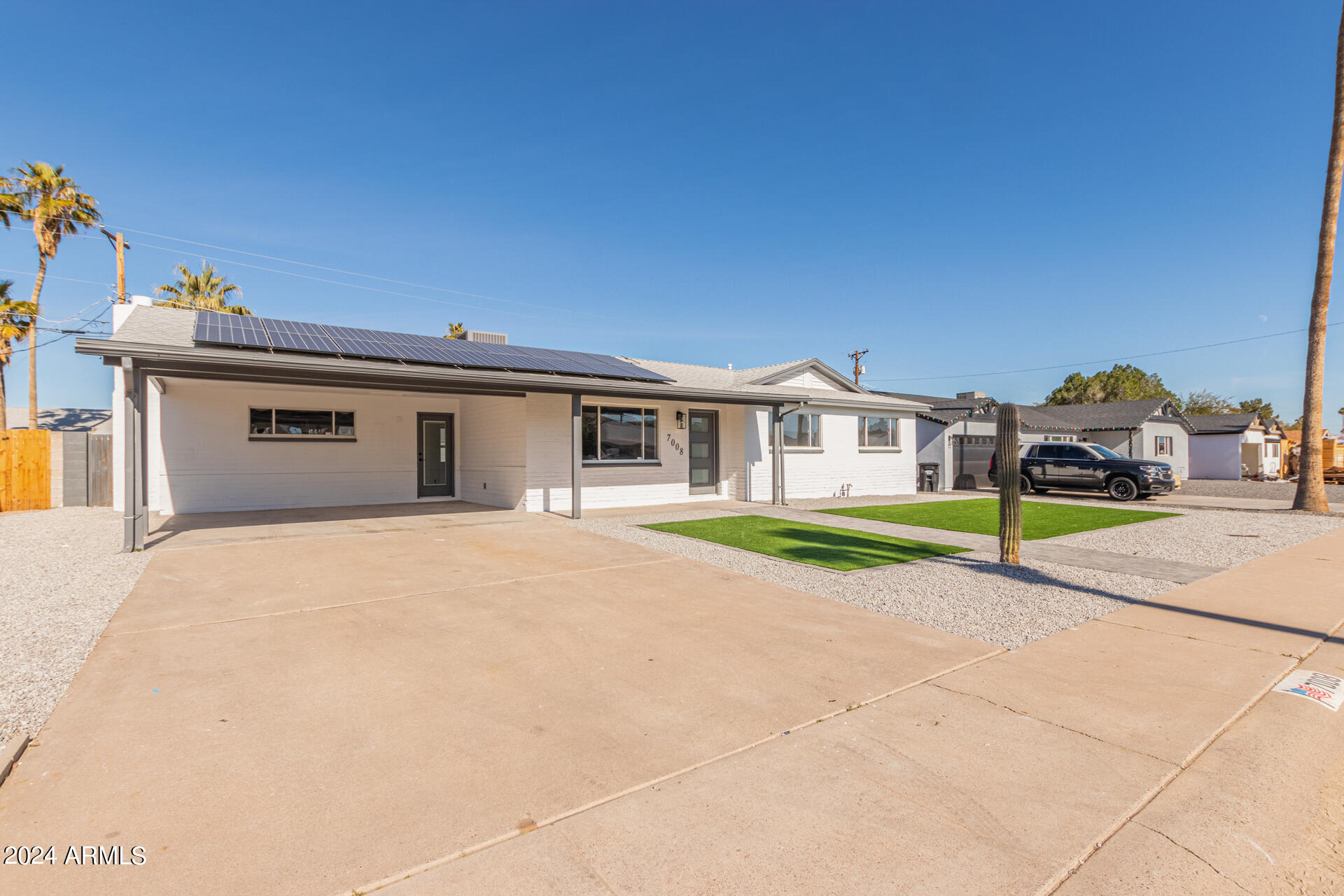 7008 E LATHAM Street