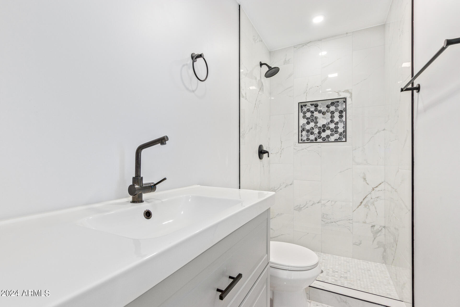 7008 E LATHAM Street