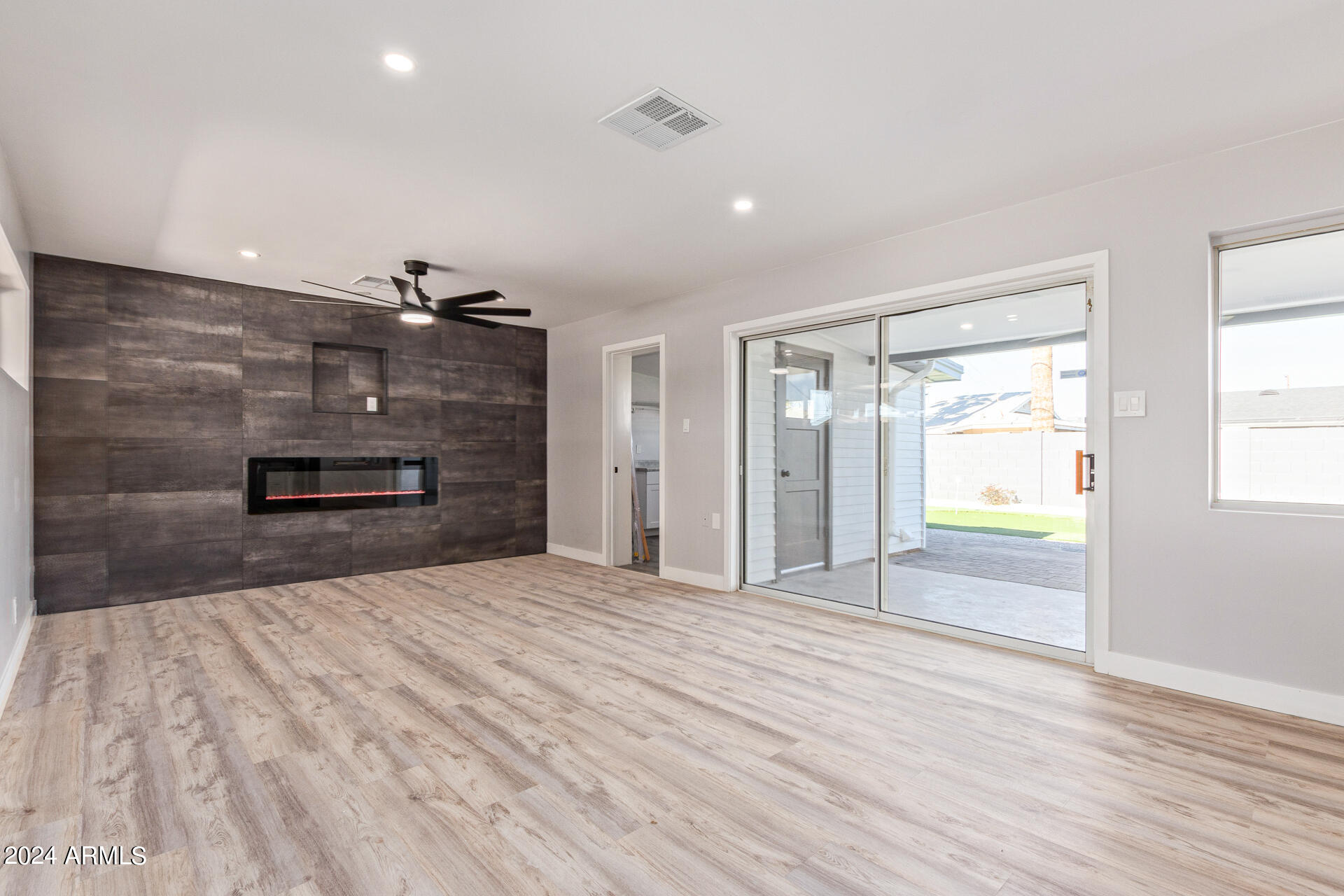 7008 E LATHAM Street