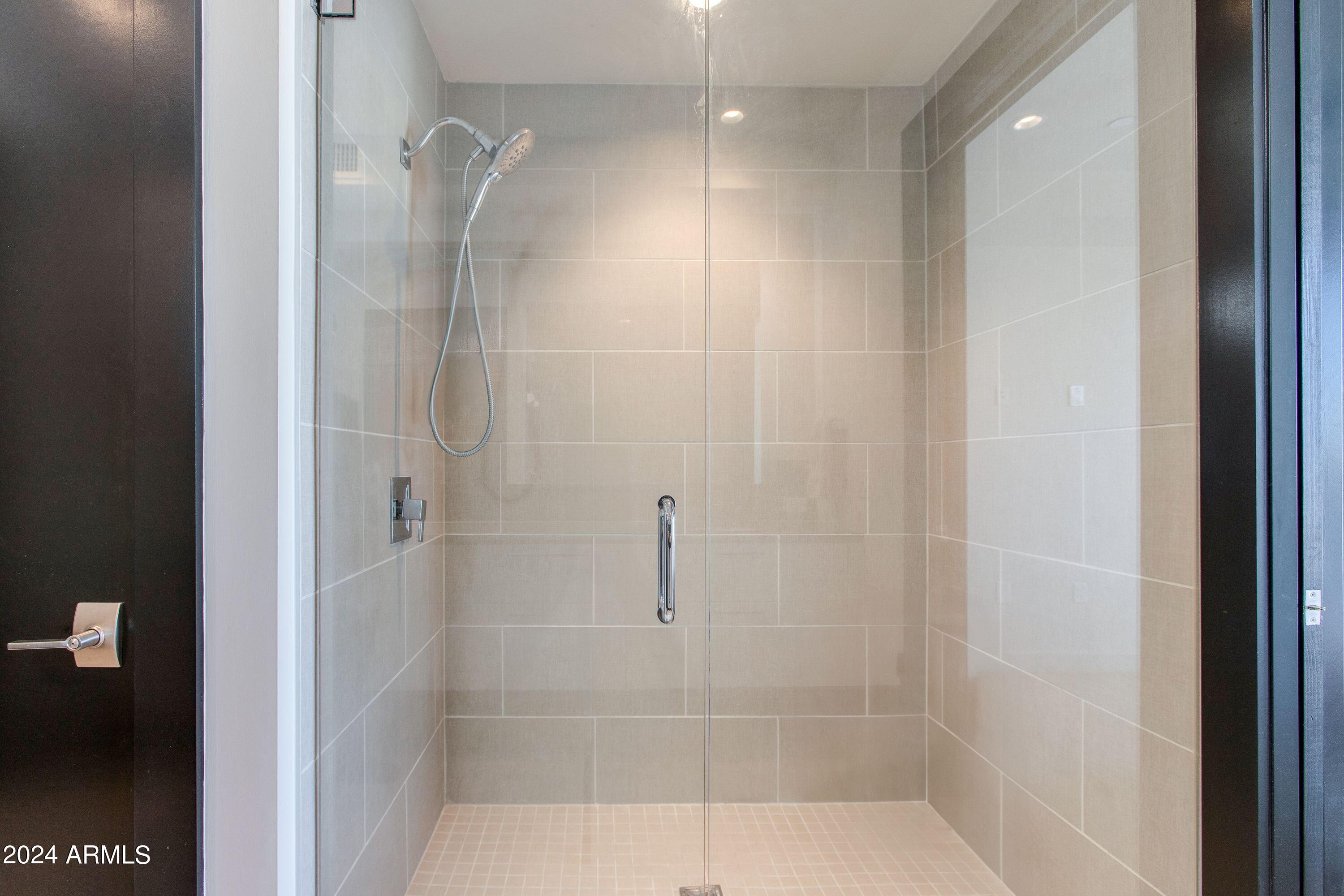 4422 N 75TH Street, 6001