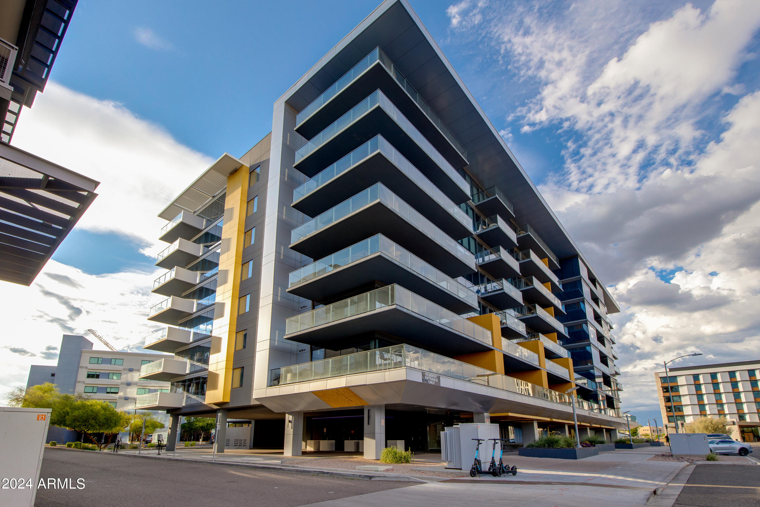 4422 N 75TH Street, 6001