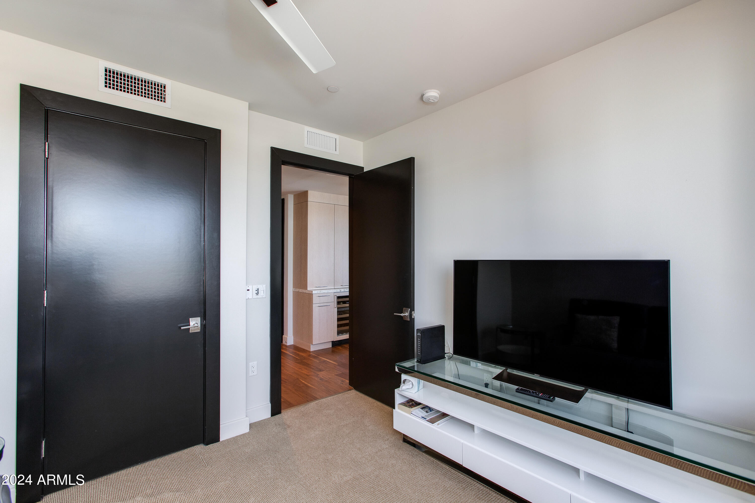 4422 N 75TH Street, 6001