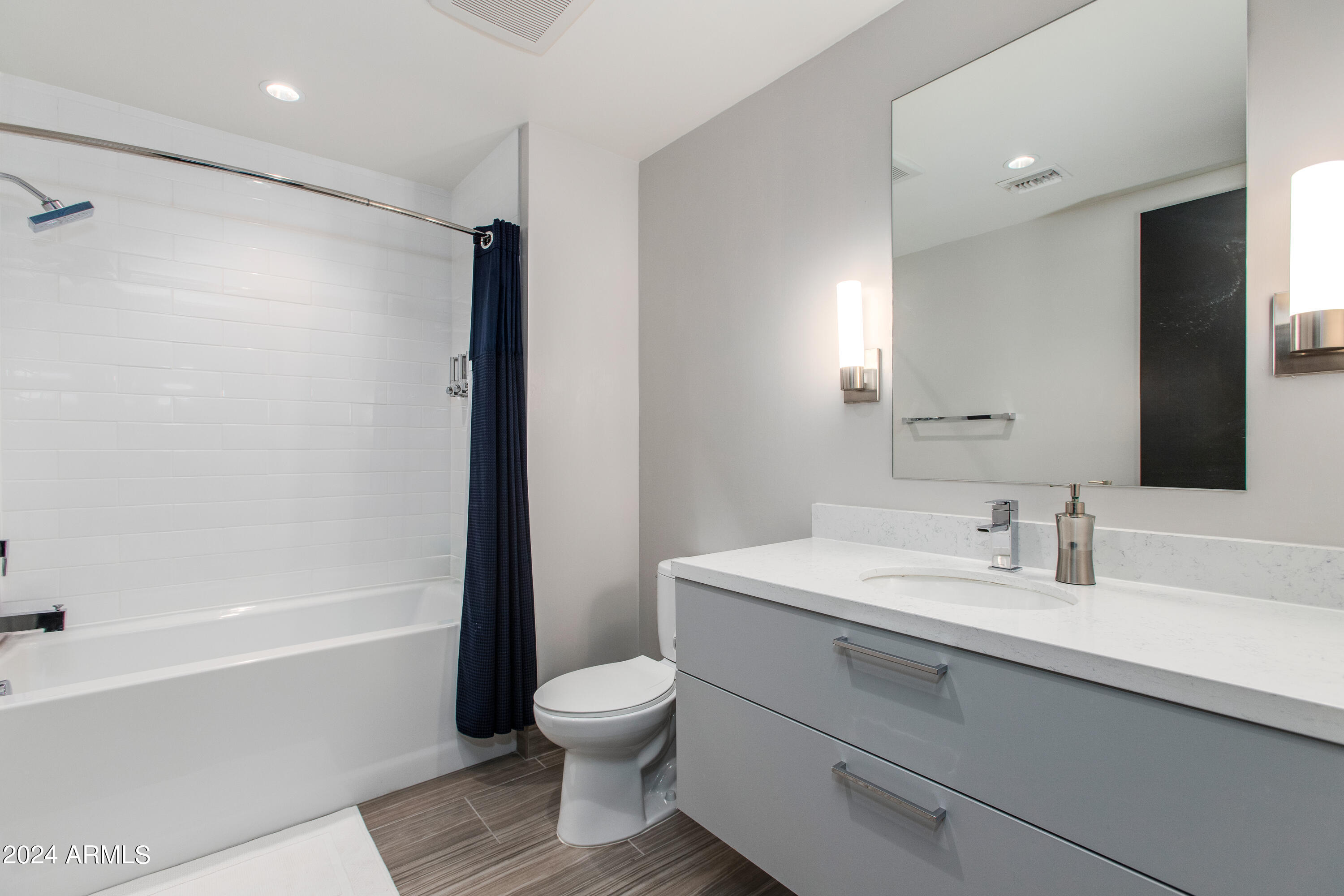 4422 N 75TH Street, 4010