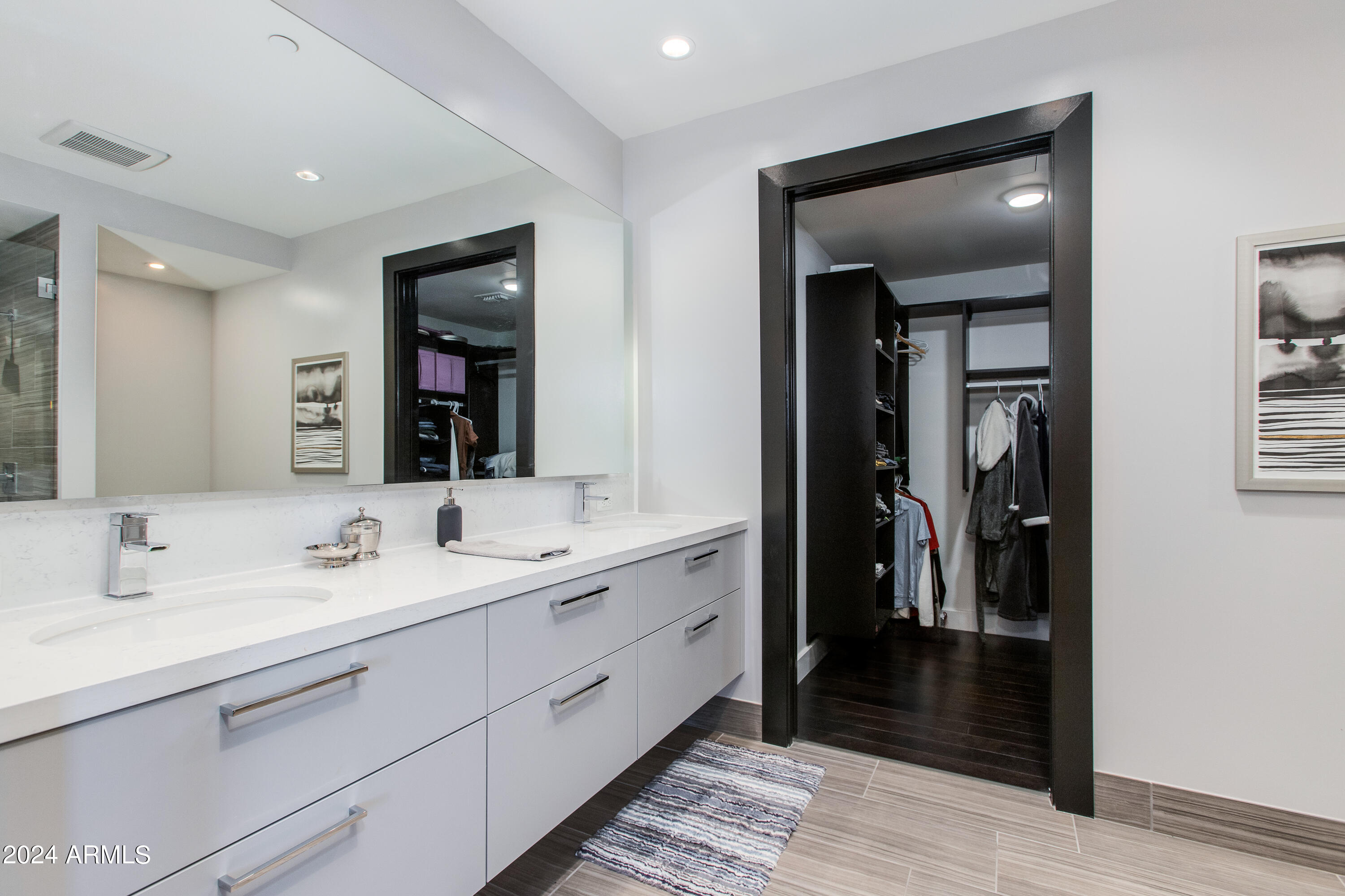 4422 N 75TH Street, 4010