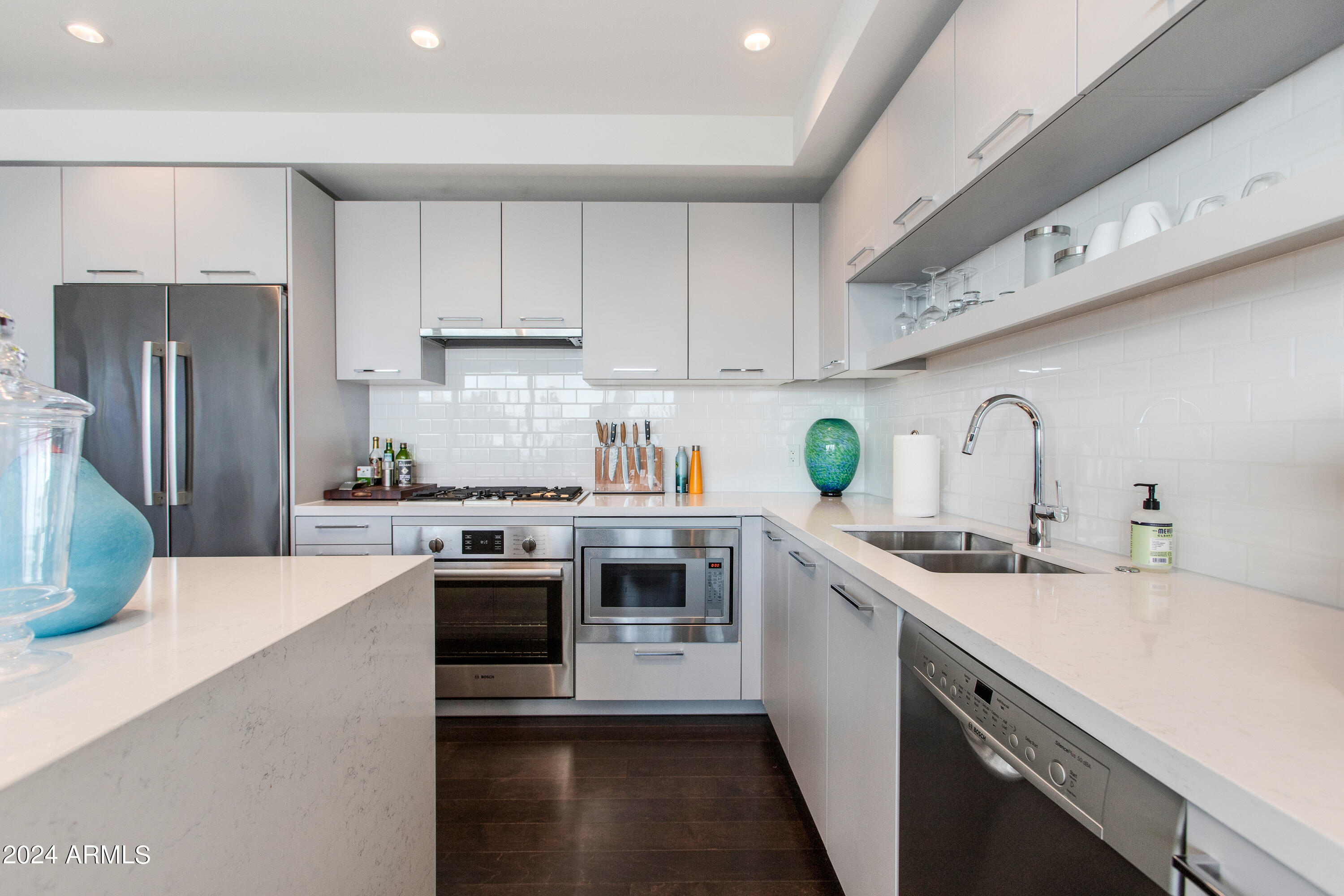 4422 N 75TH Street, 4010