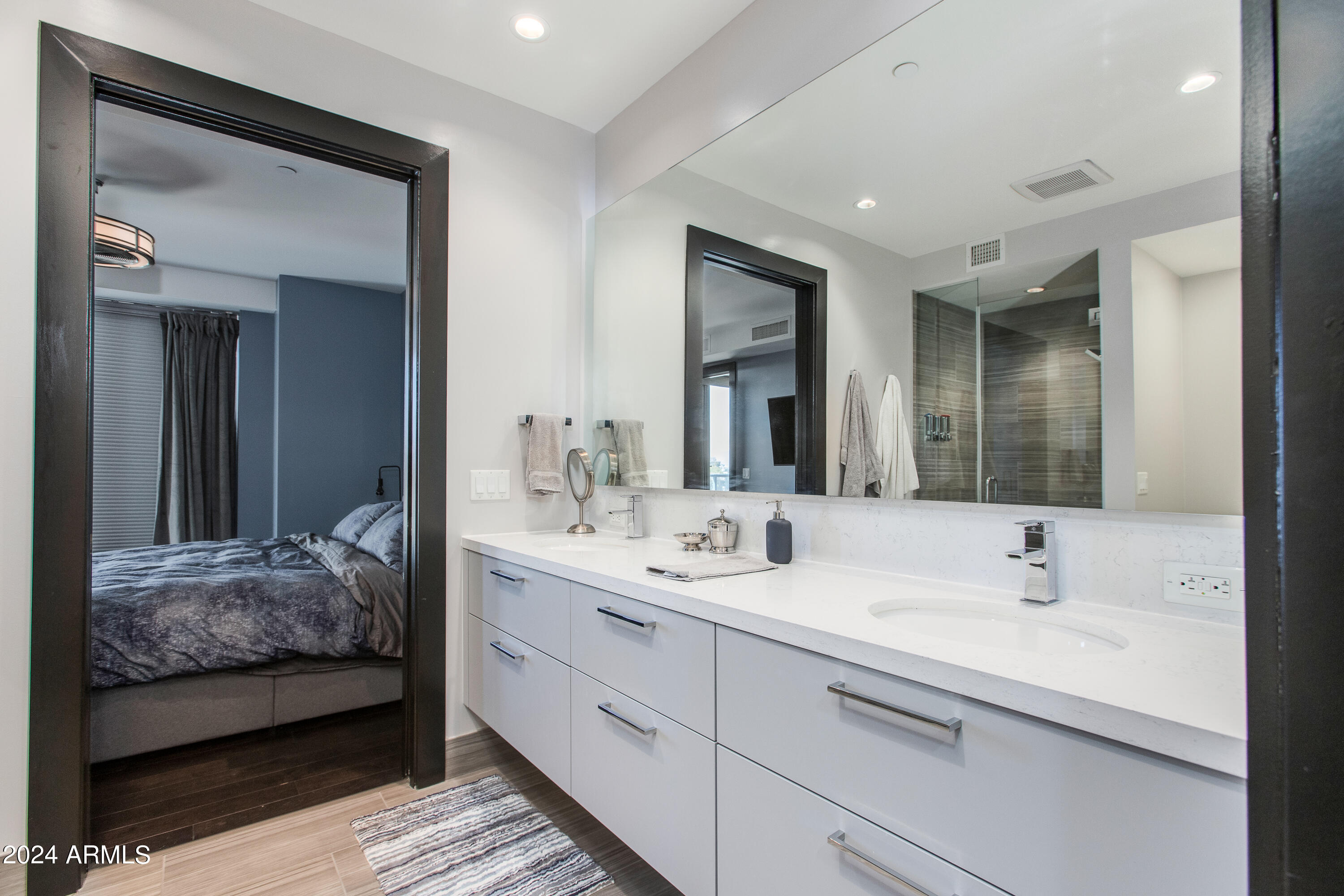 4422 N 75TH Street, 4010