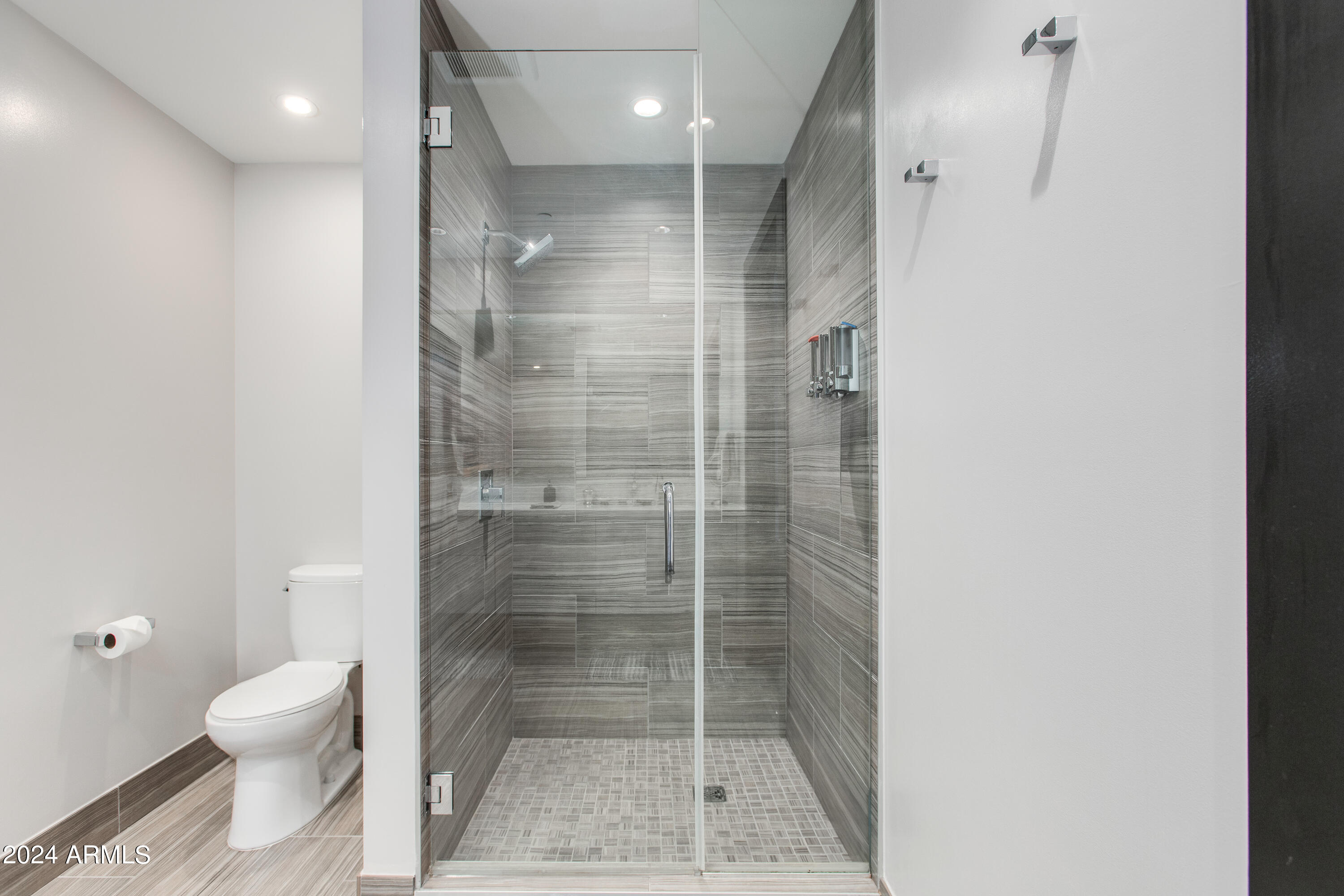 4422 N 75TH Street, 4010