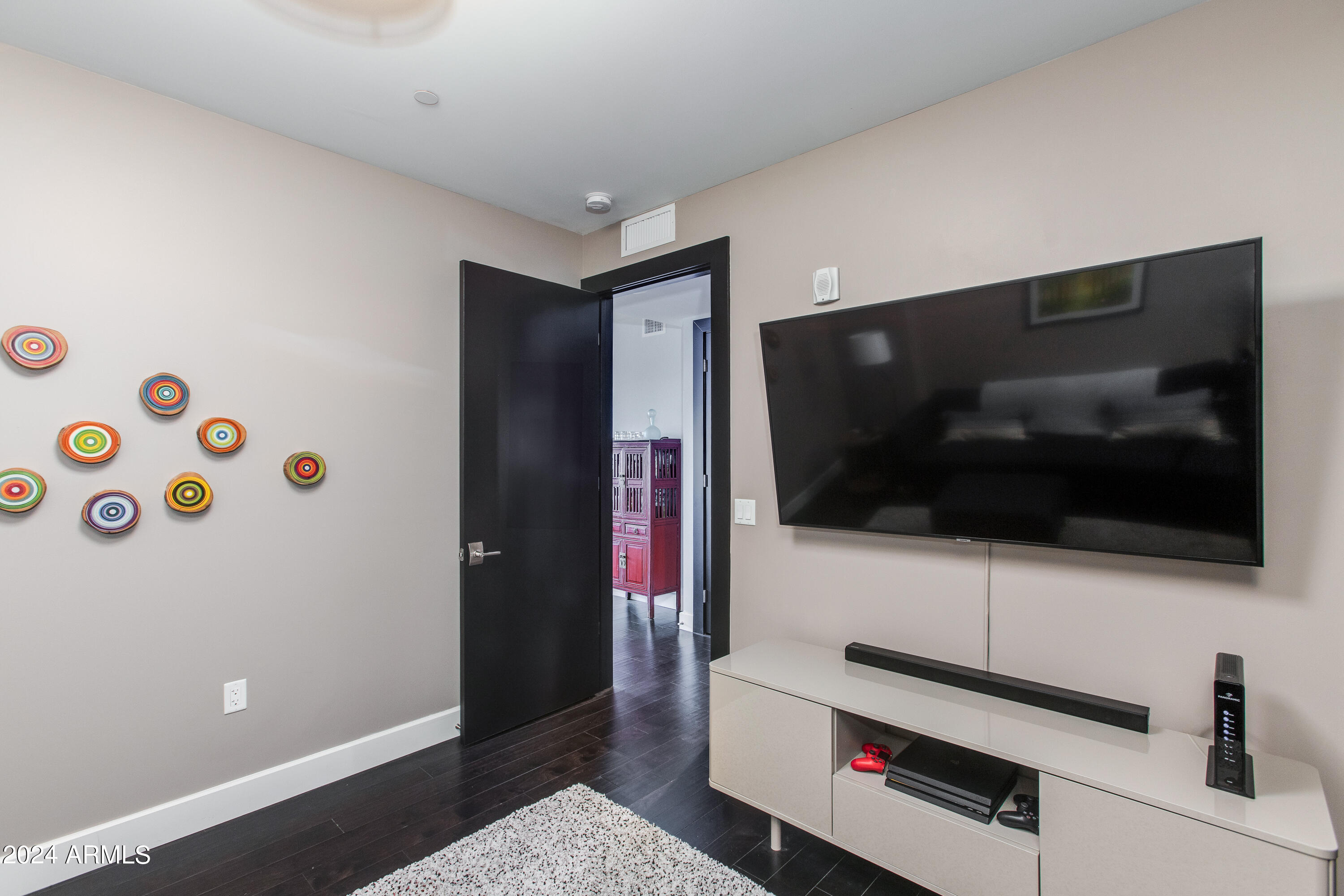 4422 N 75TH Street, 4010