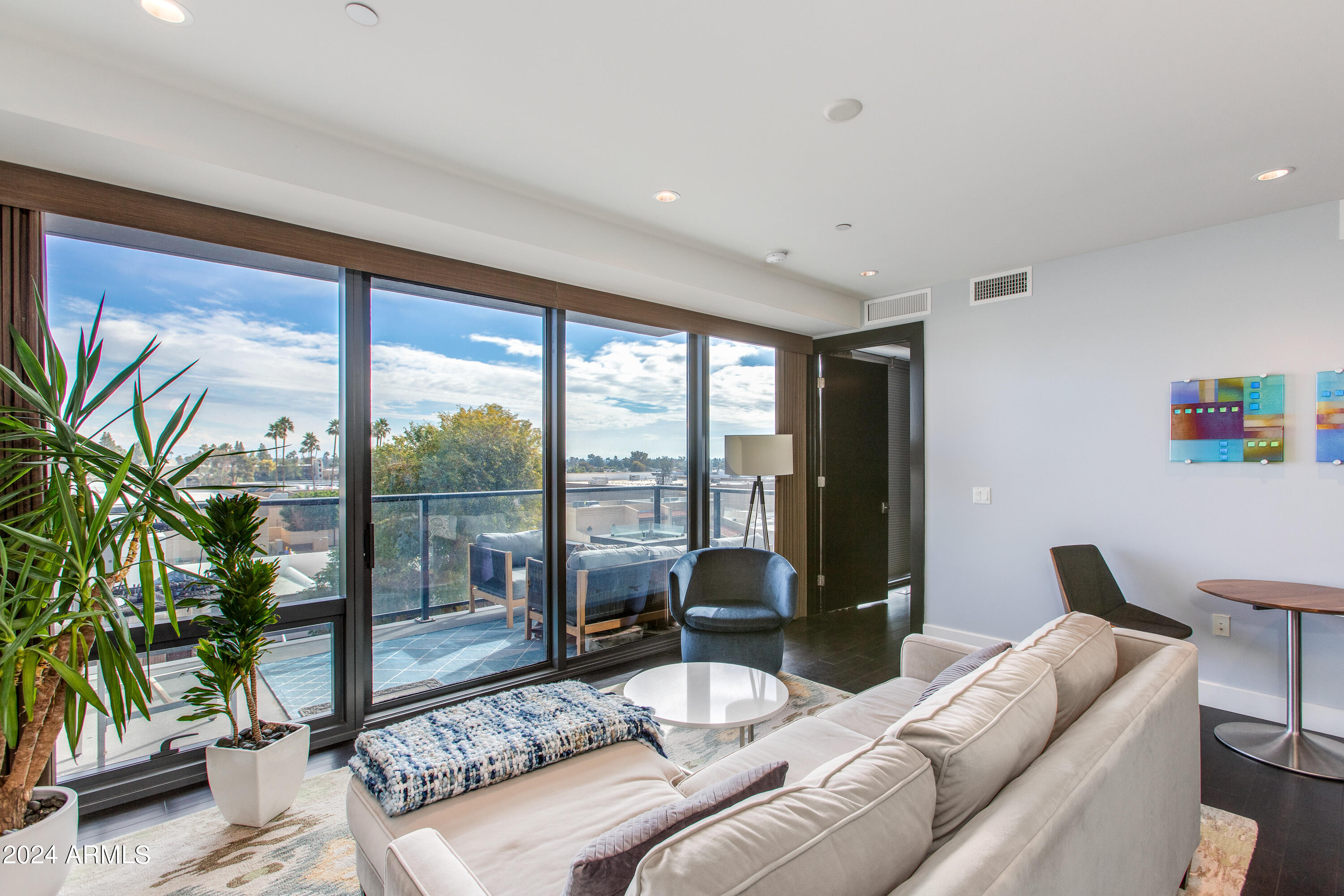 4422 N 75TH Street, 4010