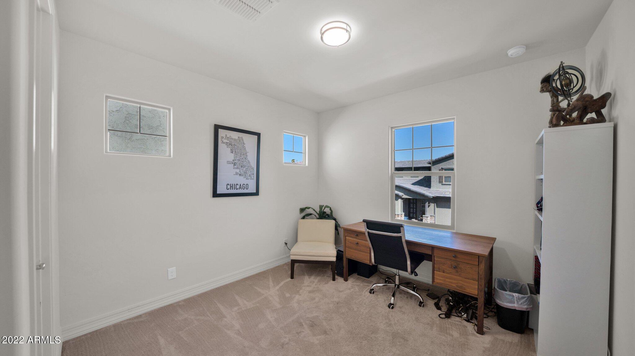 7033 E DIAMOND Street