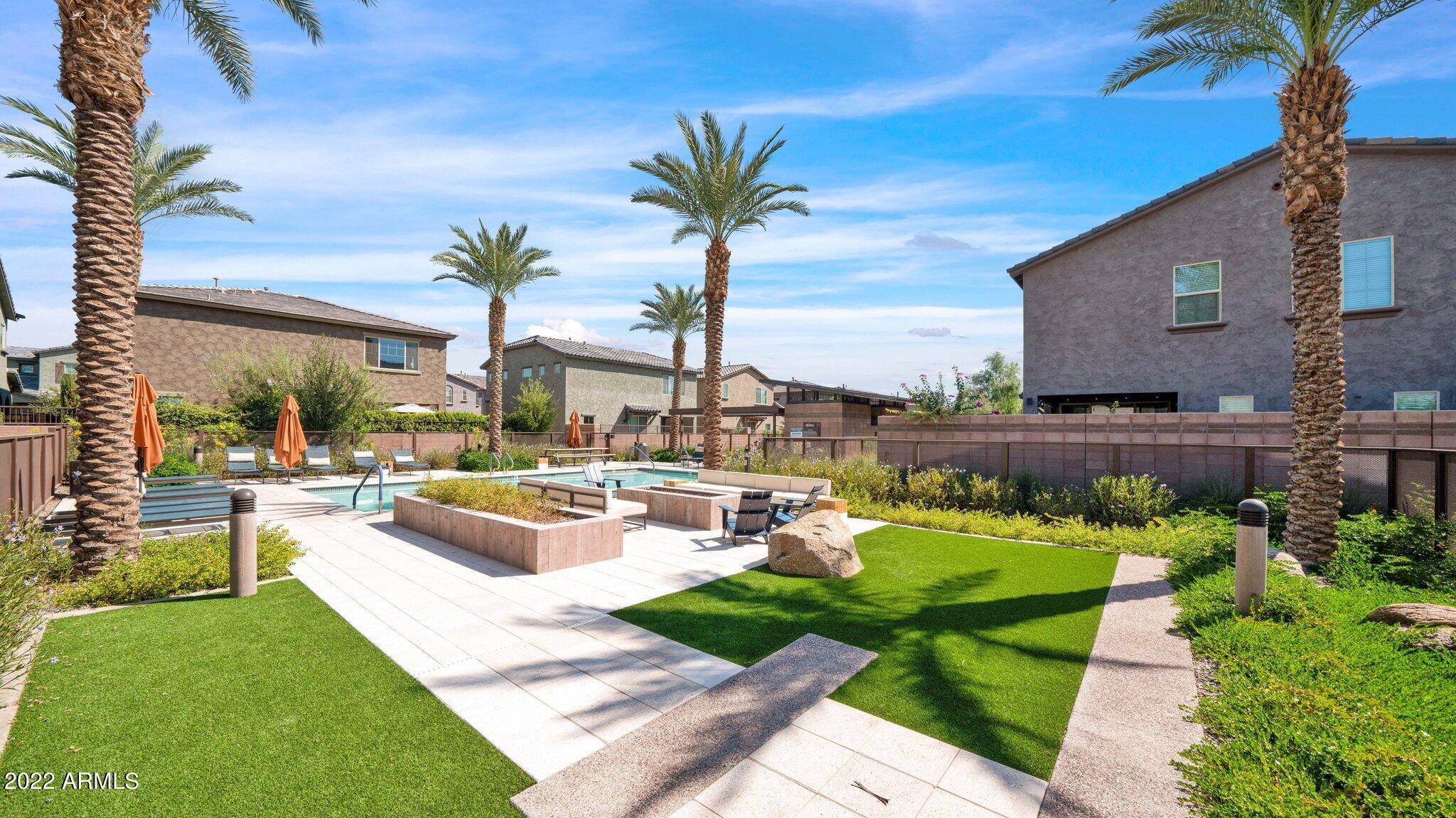 7033 E DIAMOND Street