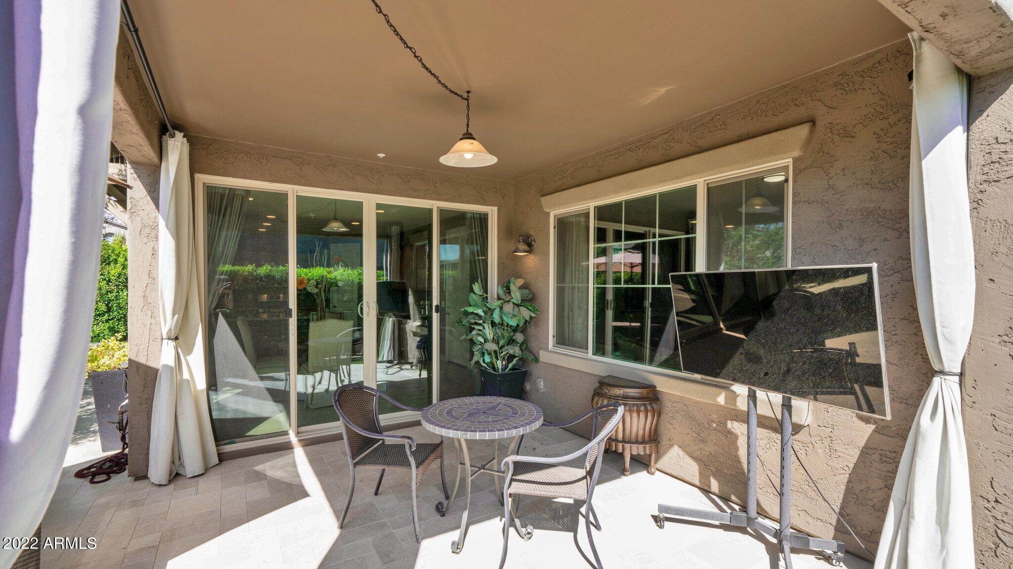 7033 E DIAMOND Street