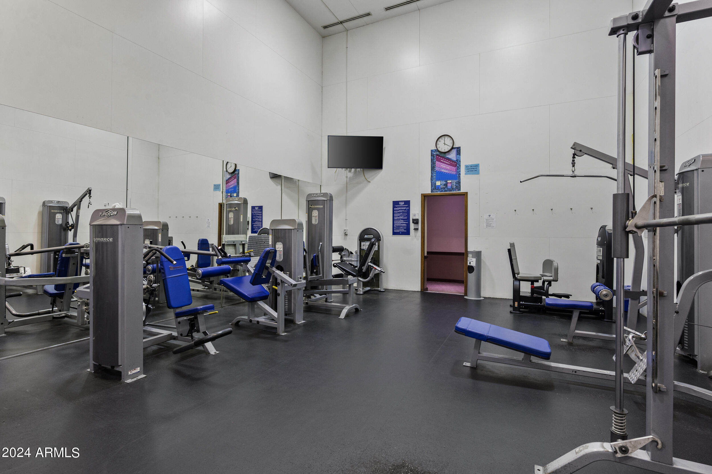 1633 E LAKESIDE Drive 160