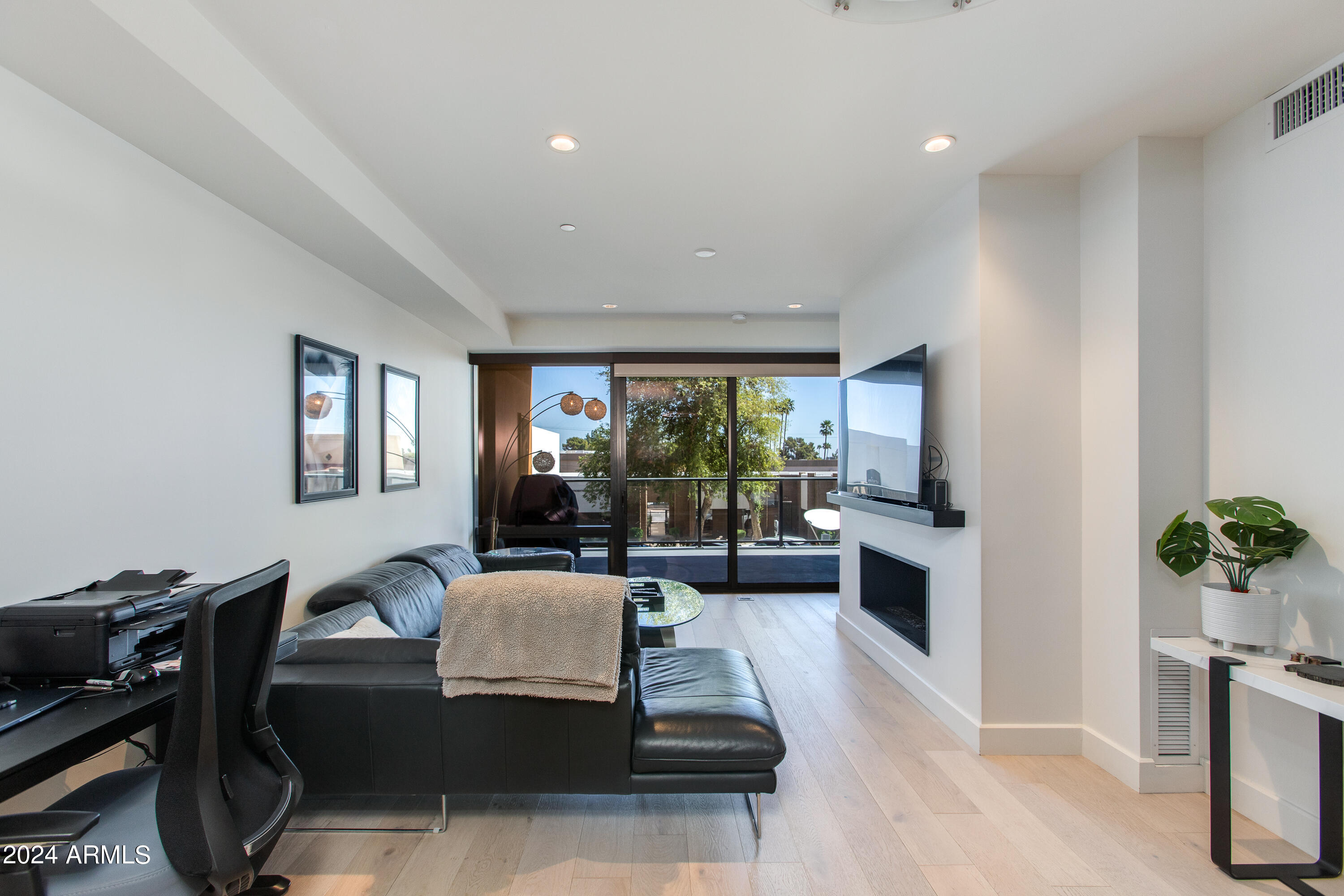 4422 N 75TH Street, 2009