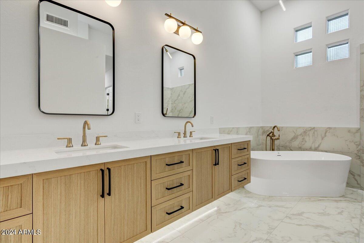 10700 E CARIBBEAN Lane