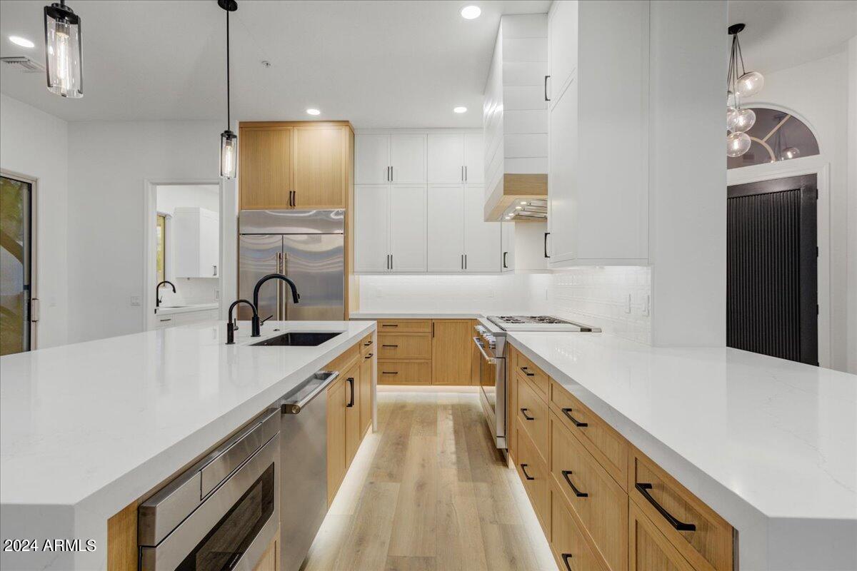 10700 E CARIBBEAN Lane