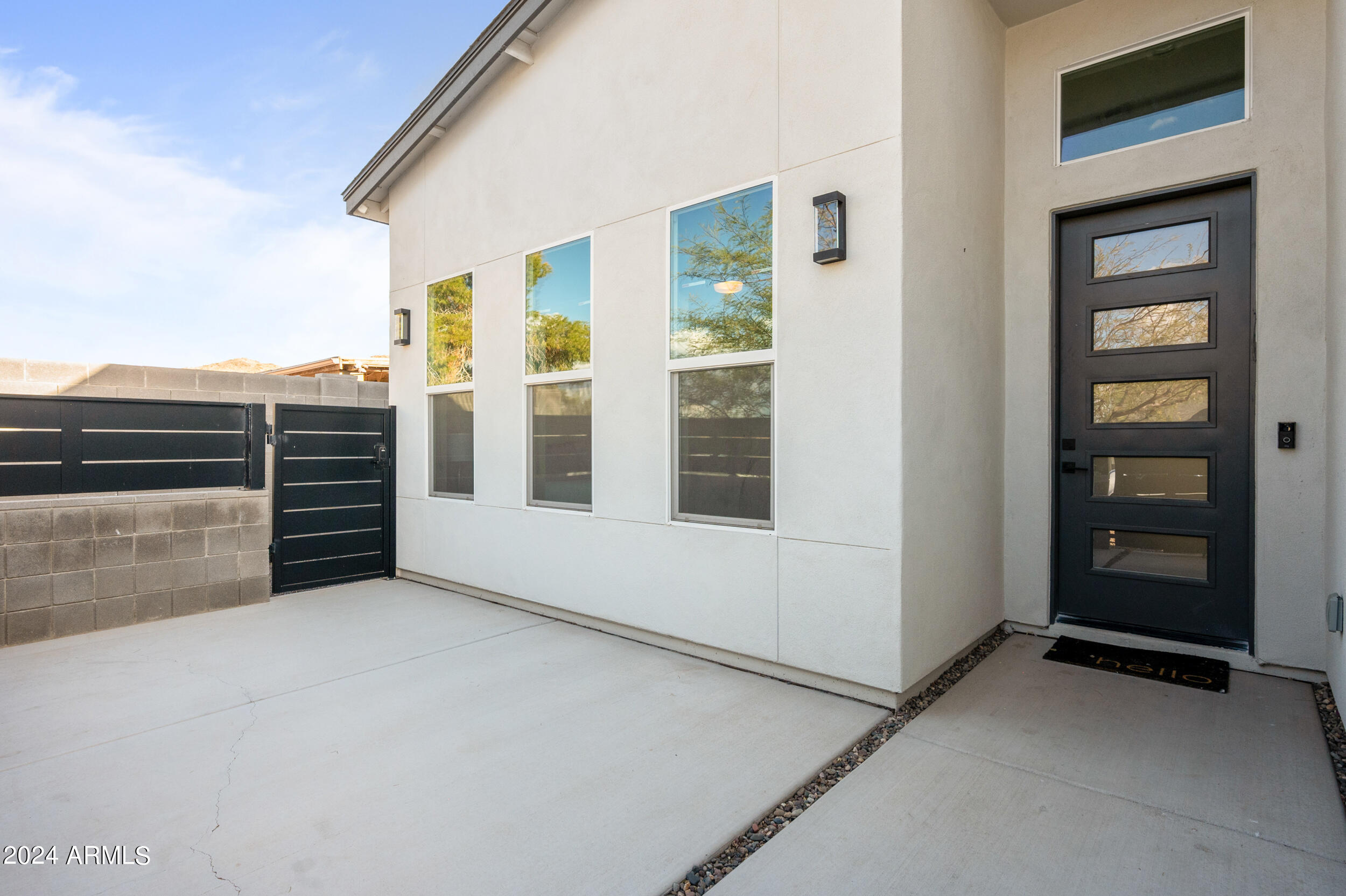 2709 E CALDWELL Street