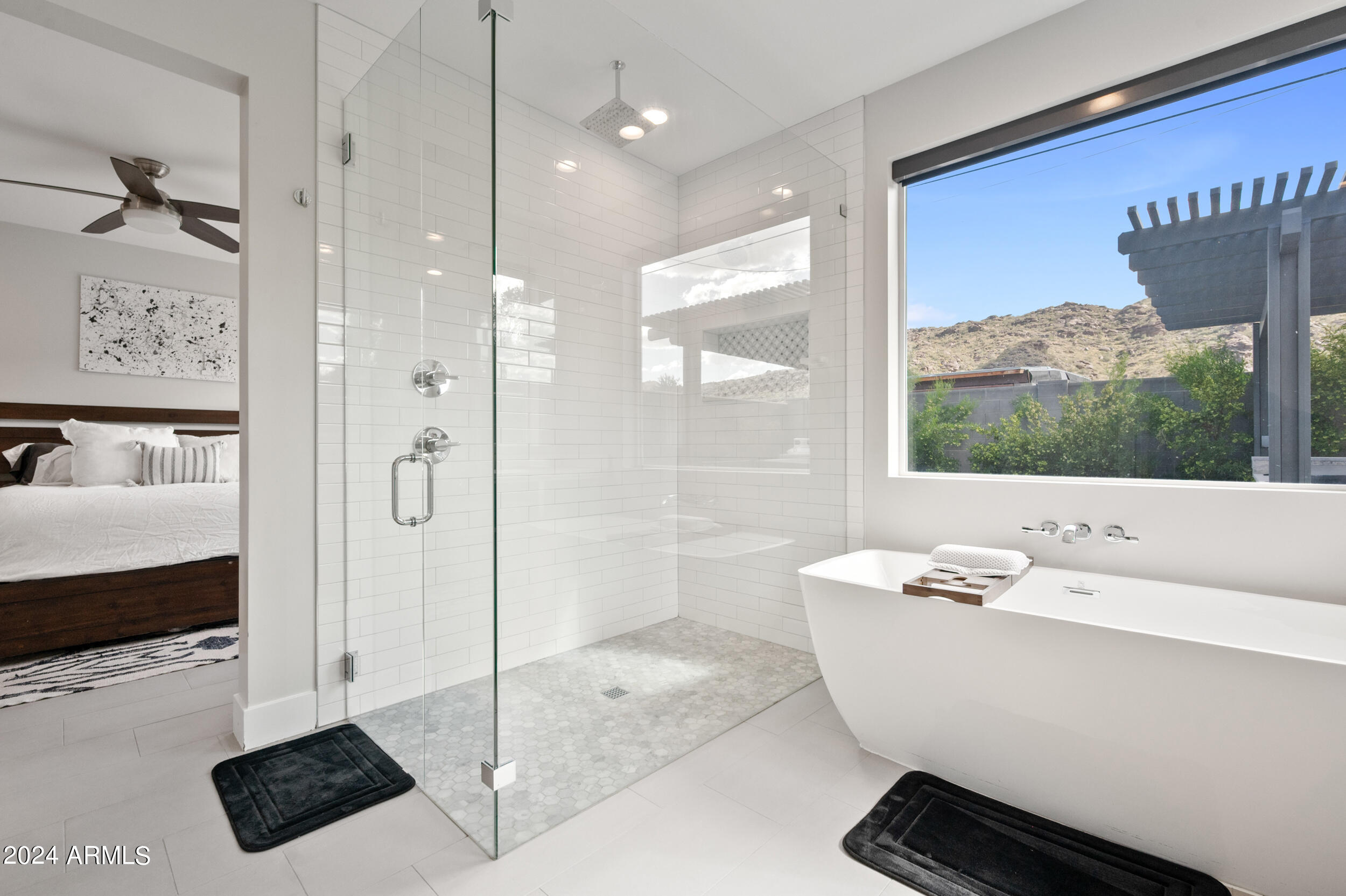 2709 E CALDWELL Street