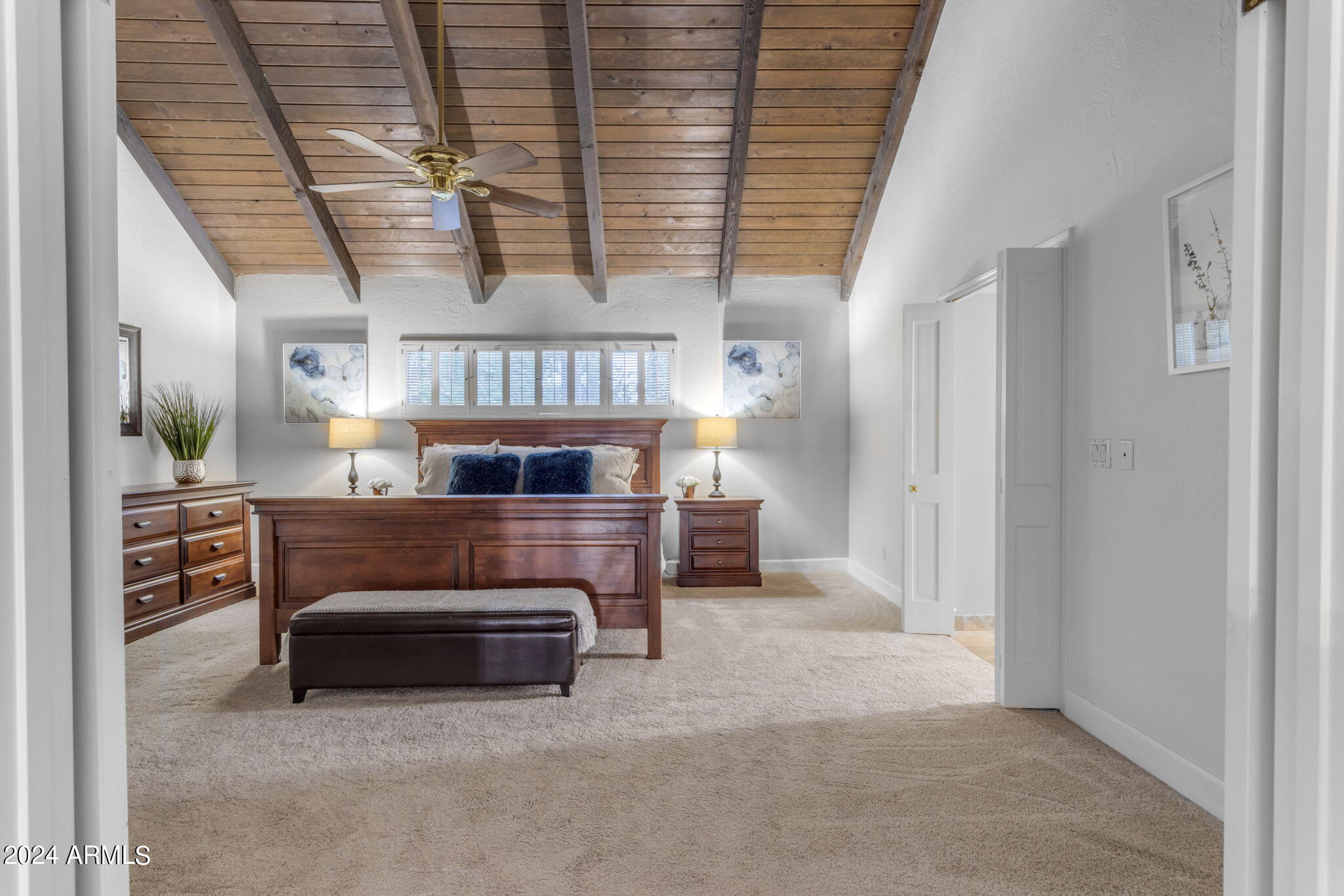 15 E CACTUS WREN Drive