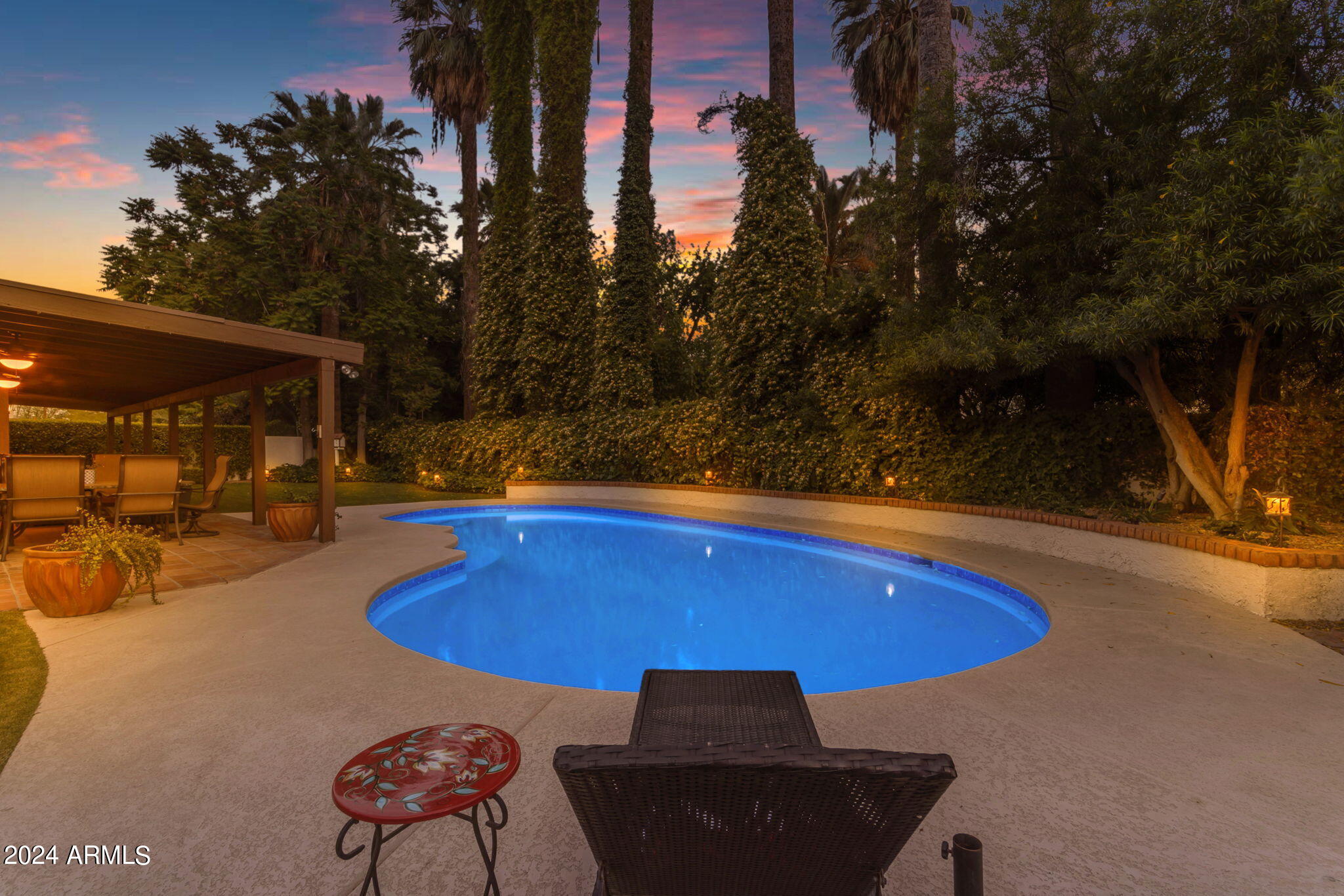 15 E CACTUS WREN Drive