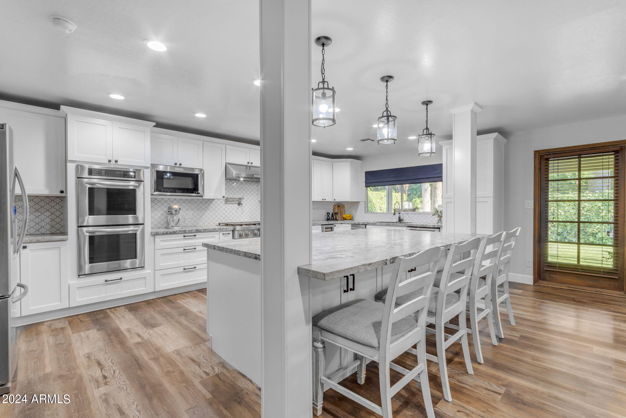 15 E CACTUS WREN Drive