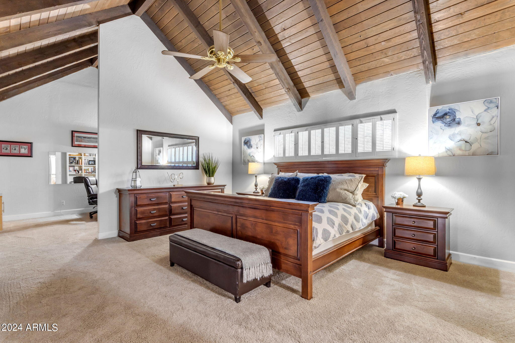 15 E CACTUS WREN Drive