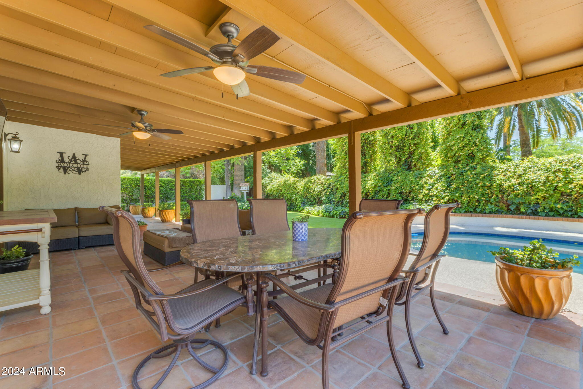 15 E CACTUS WREN Drive