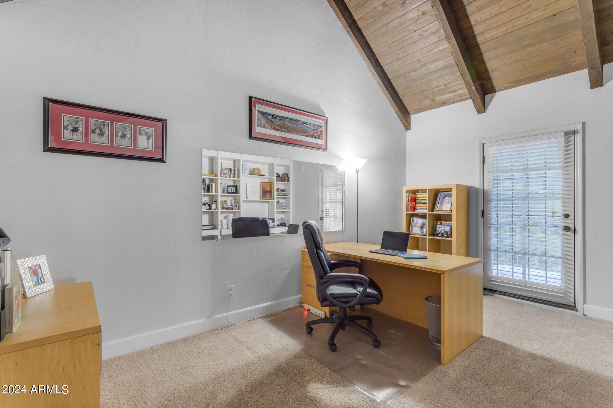 15 E CACTUS WREN Drive
