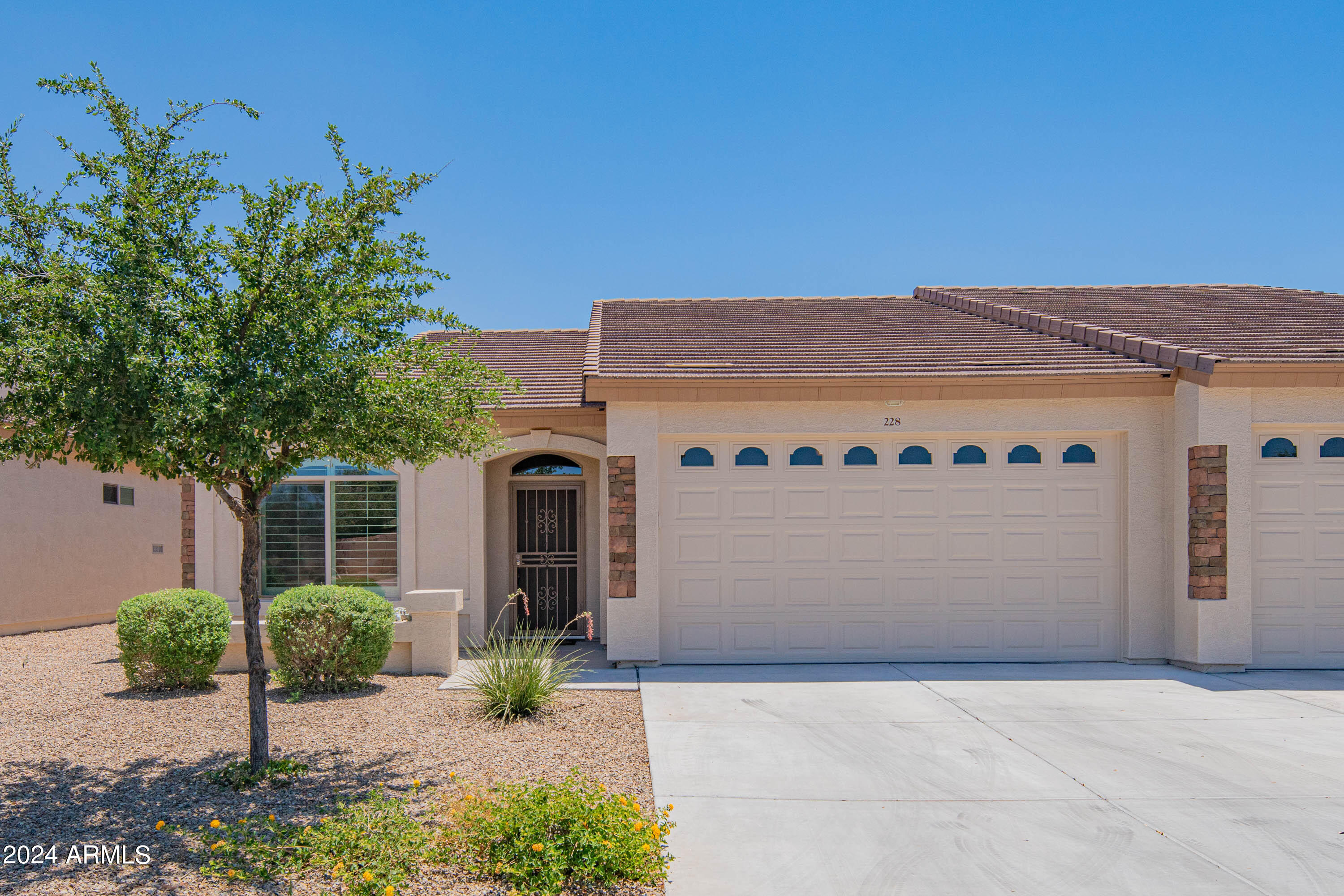 10960 E MONTE Avenue 228