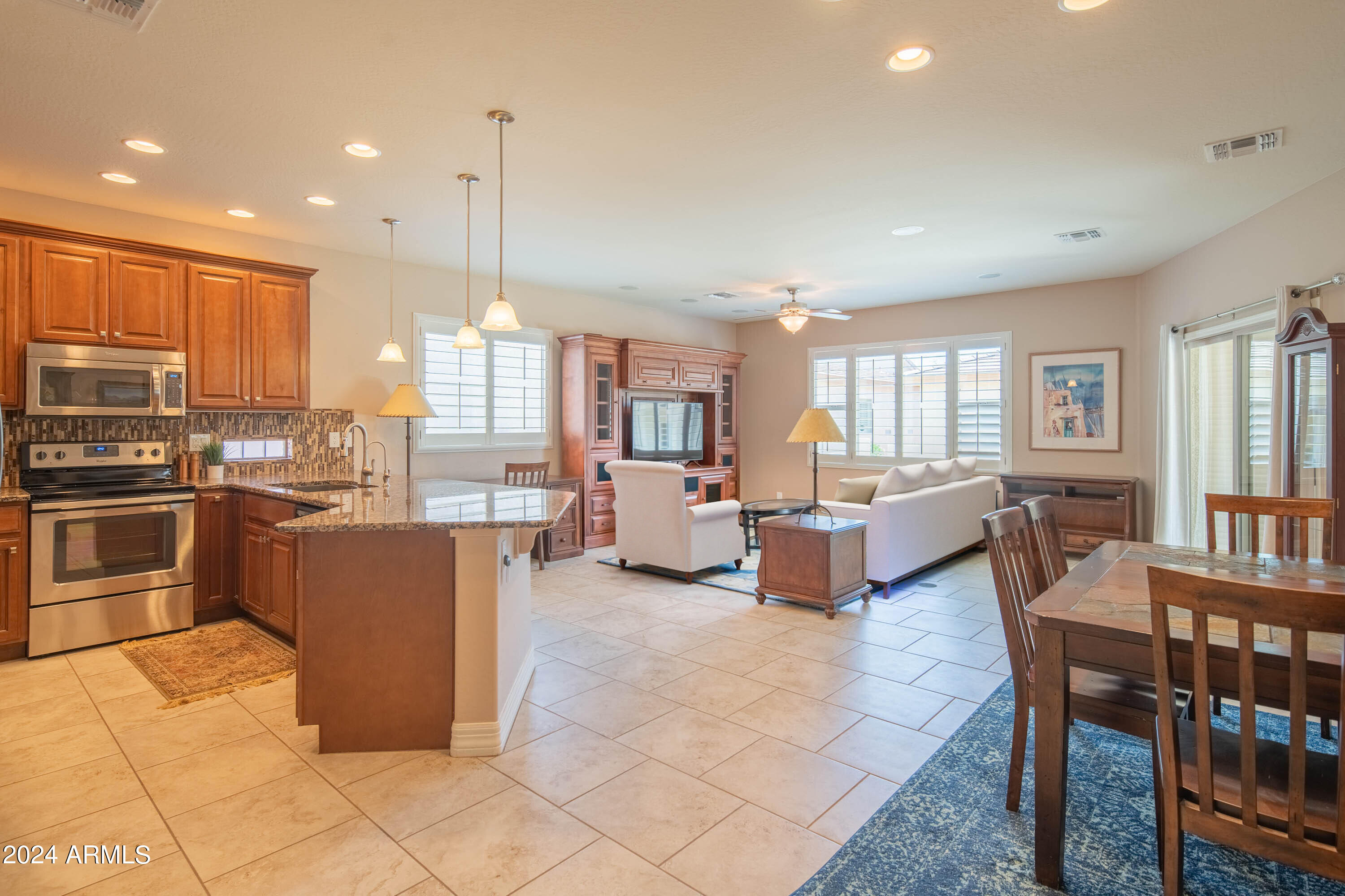 10960 E MONTE Avenue 228