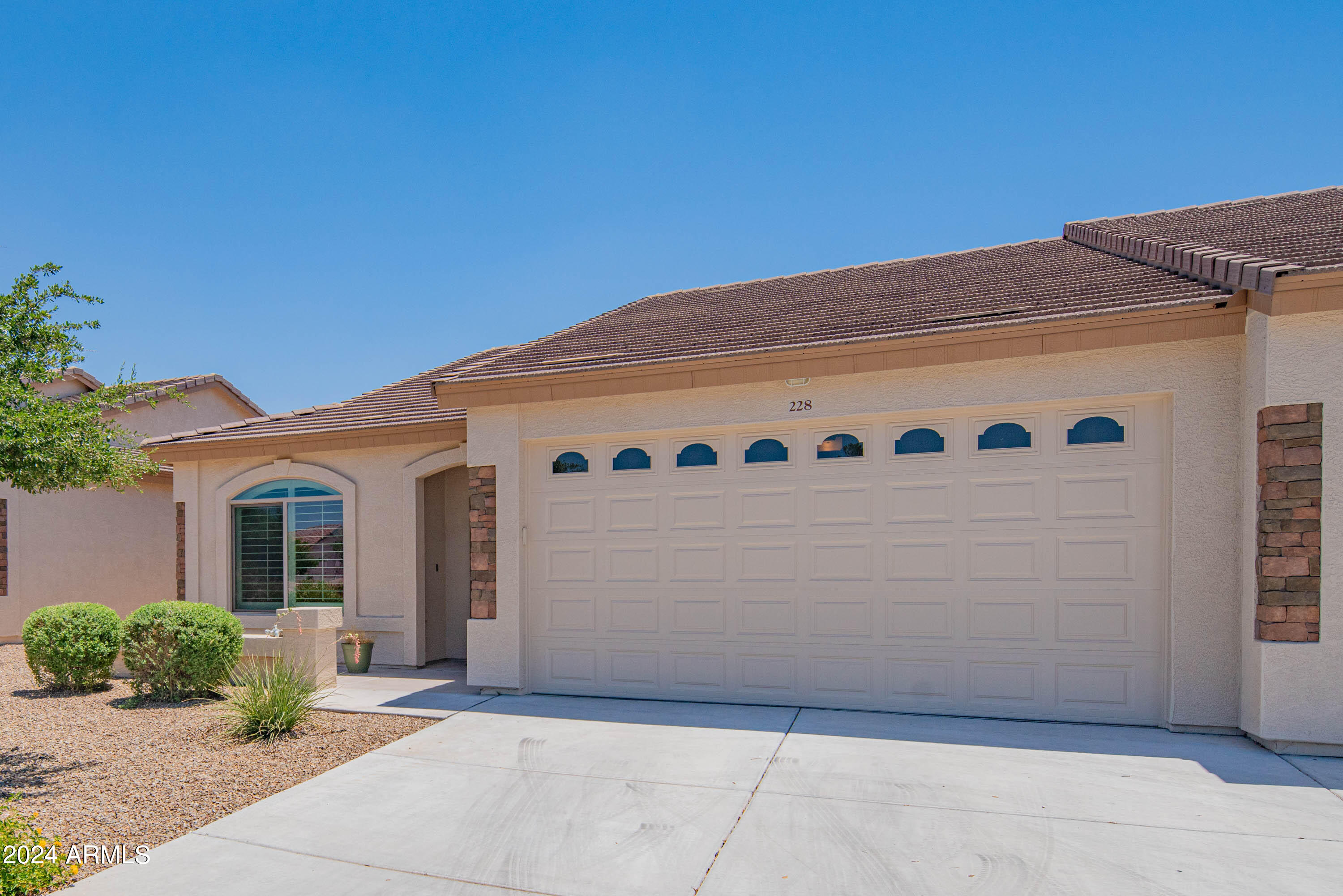 10960 E MONTE Avenue 228