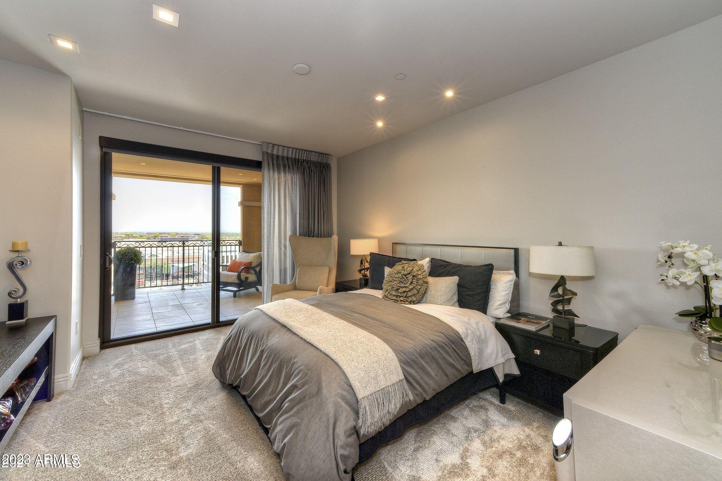 7181 E CAMELBACK Road, 1002