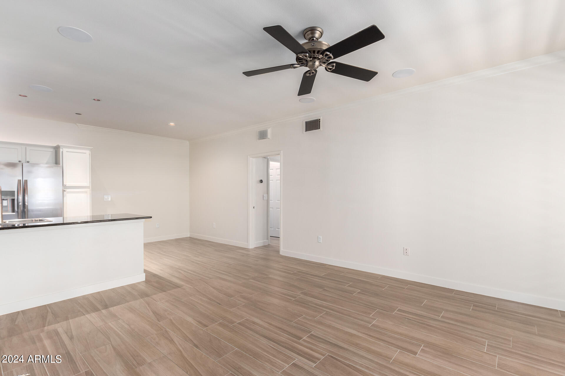 7009 E ACOMA Drive, 1035