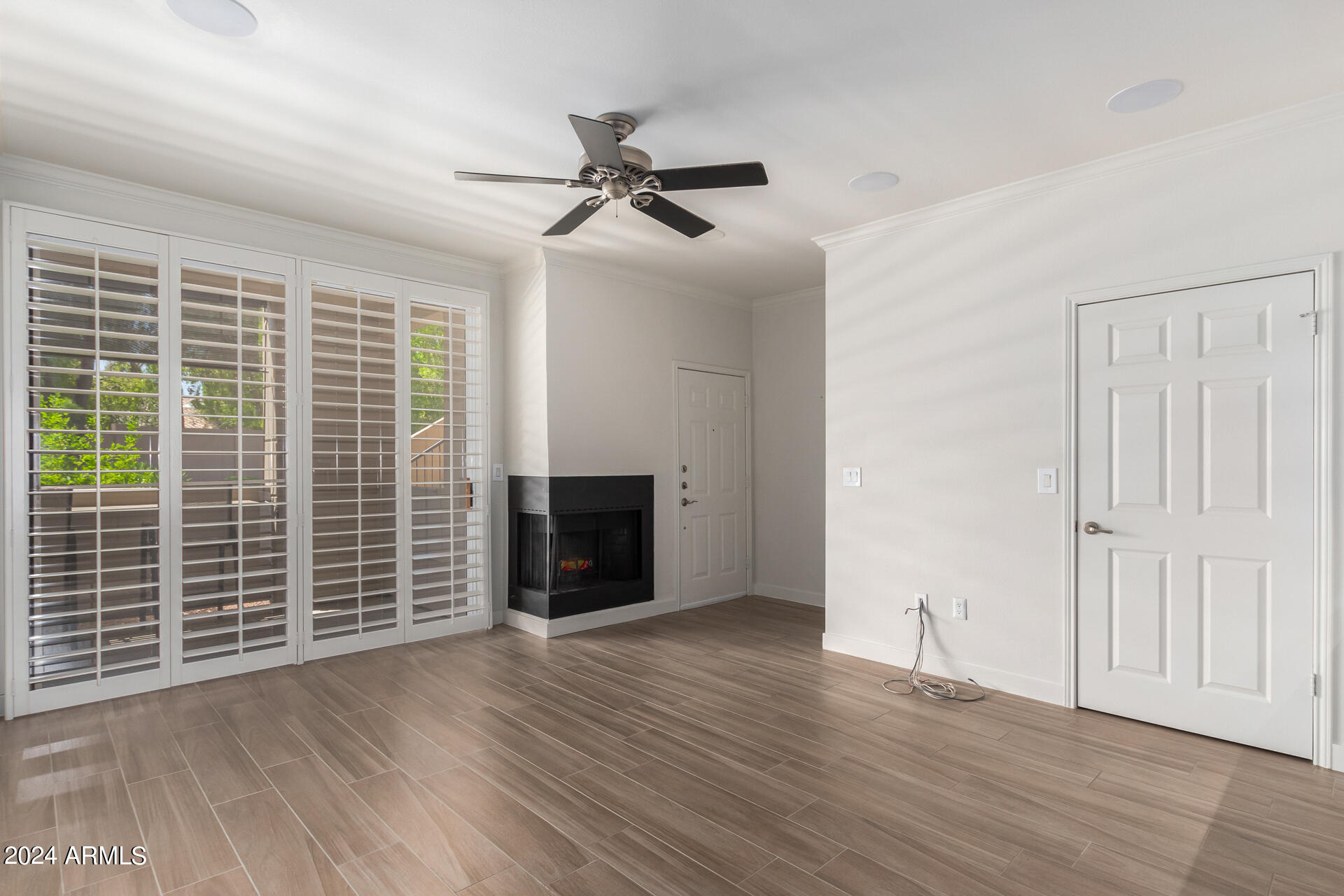 7009 E ACOMA Drive, 1035