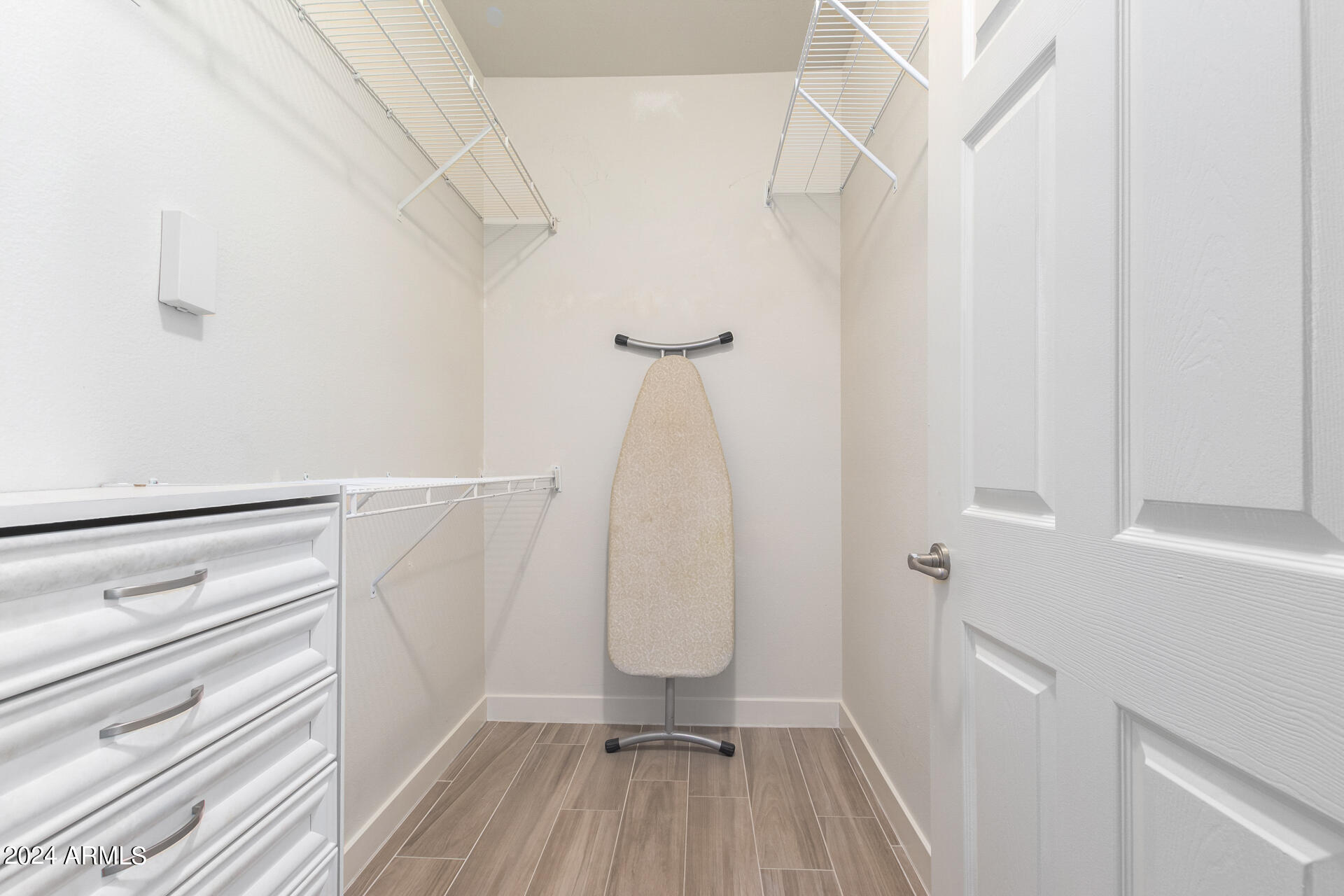 7009 E ACOMA Drive, 1035