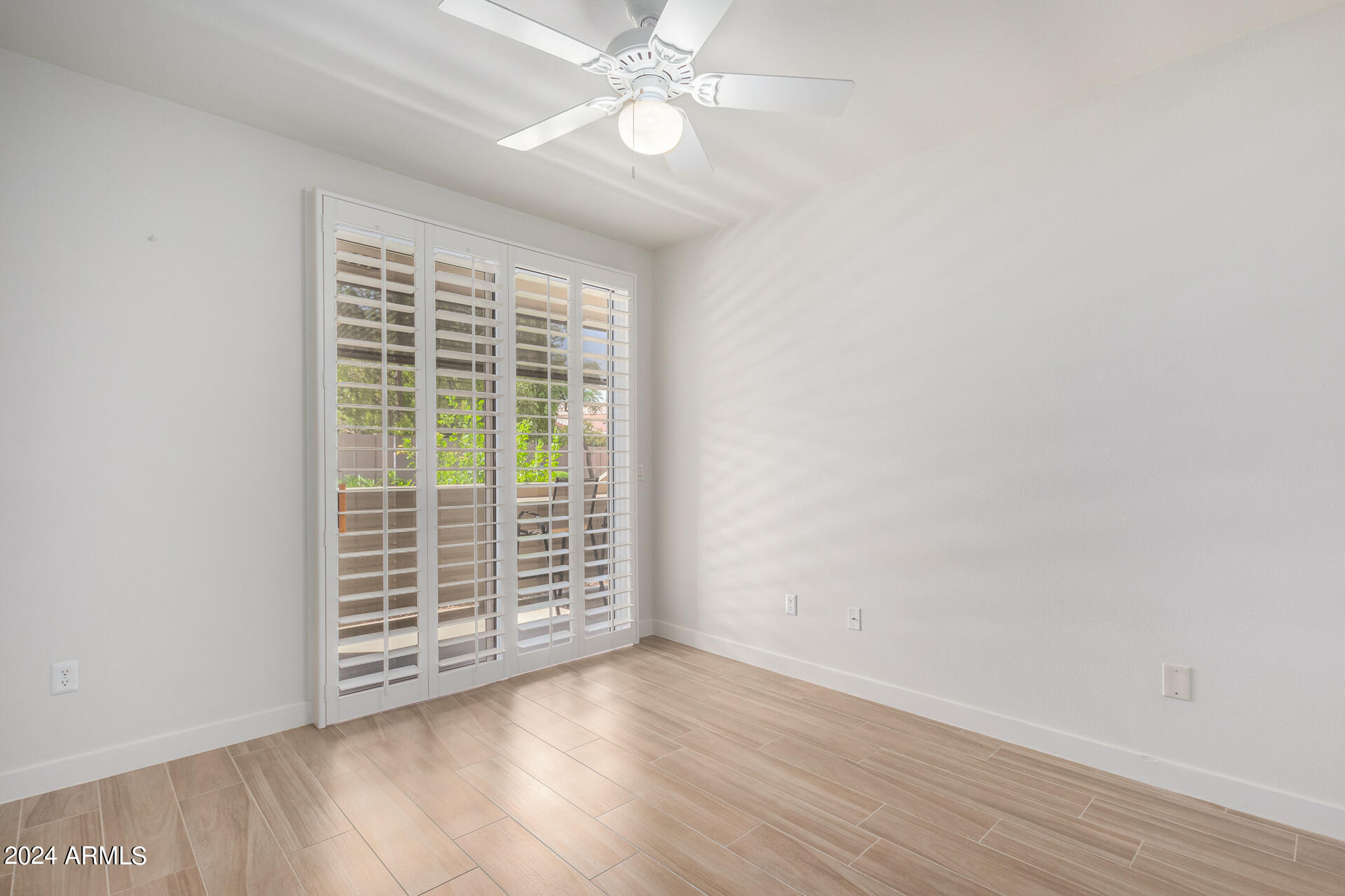 7009 E ACOMA Drive, 1035