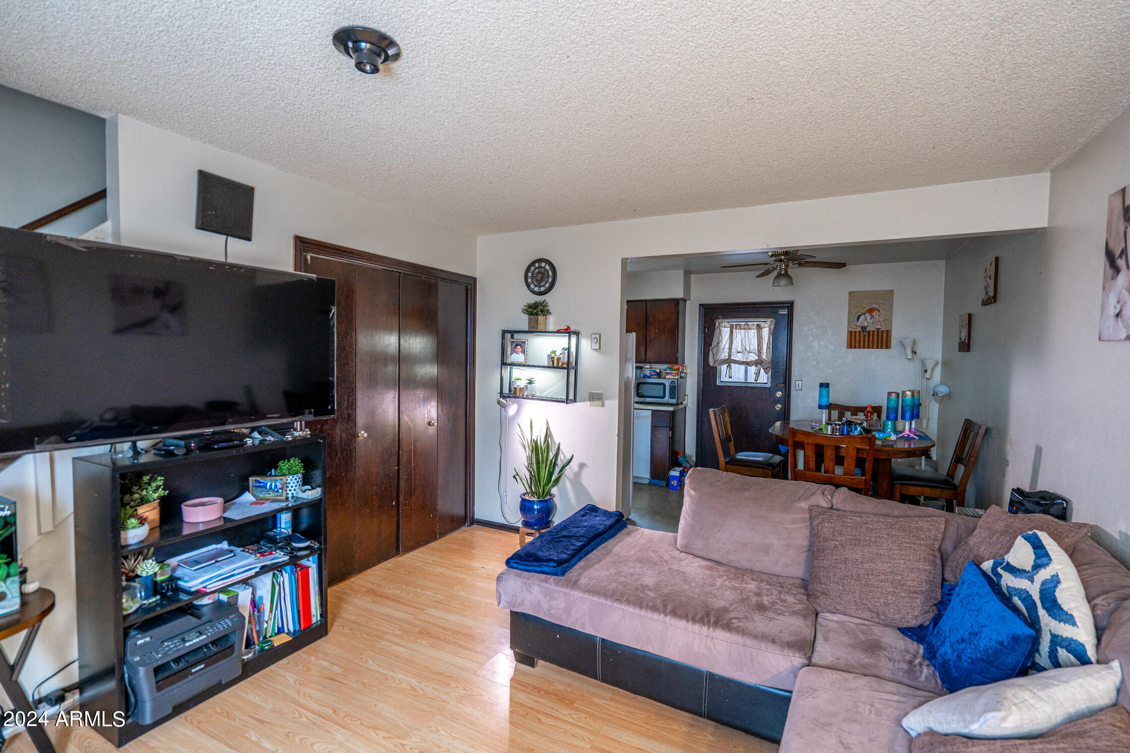 1603 N CENTER Street