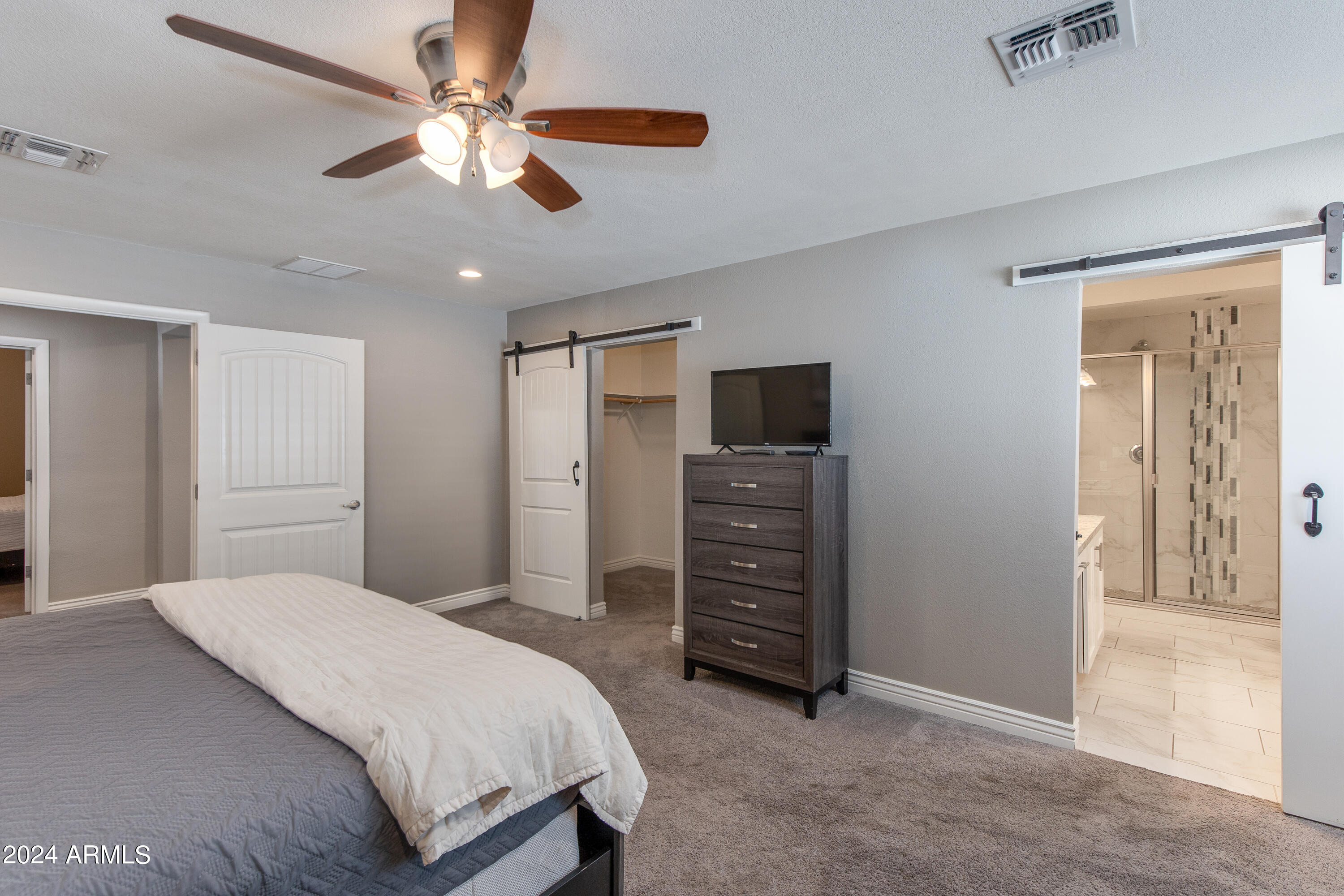 8725 E RANCHO VISTA Drive