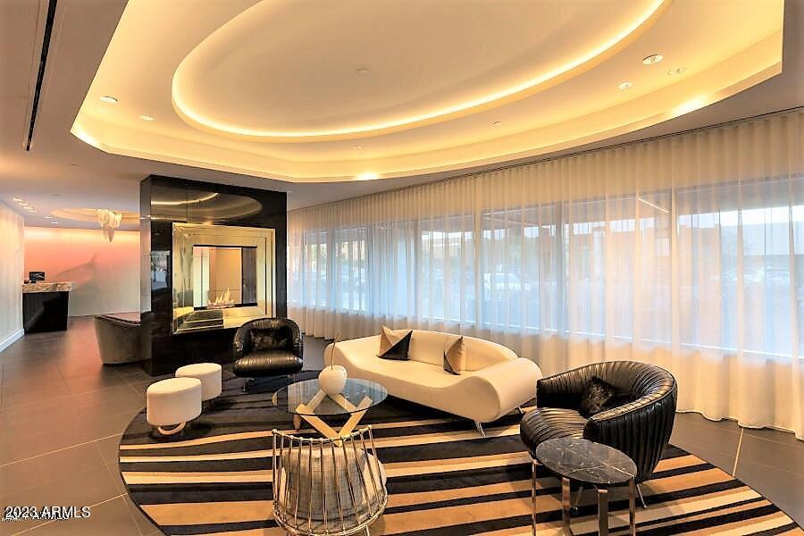 4422 N 75TH Street, 5005