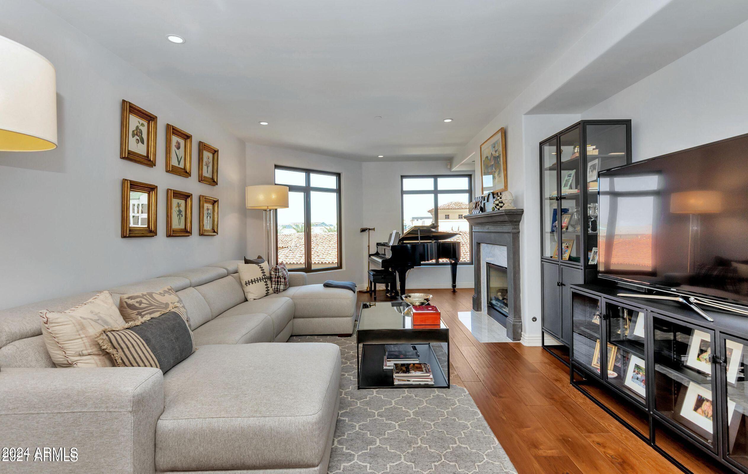 7181 E CAMELBACK Road, 502