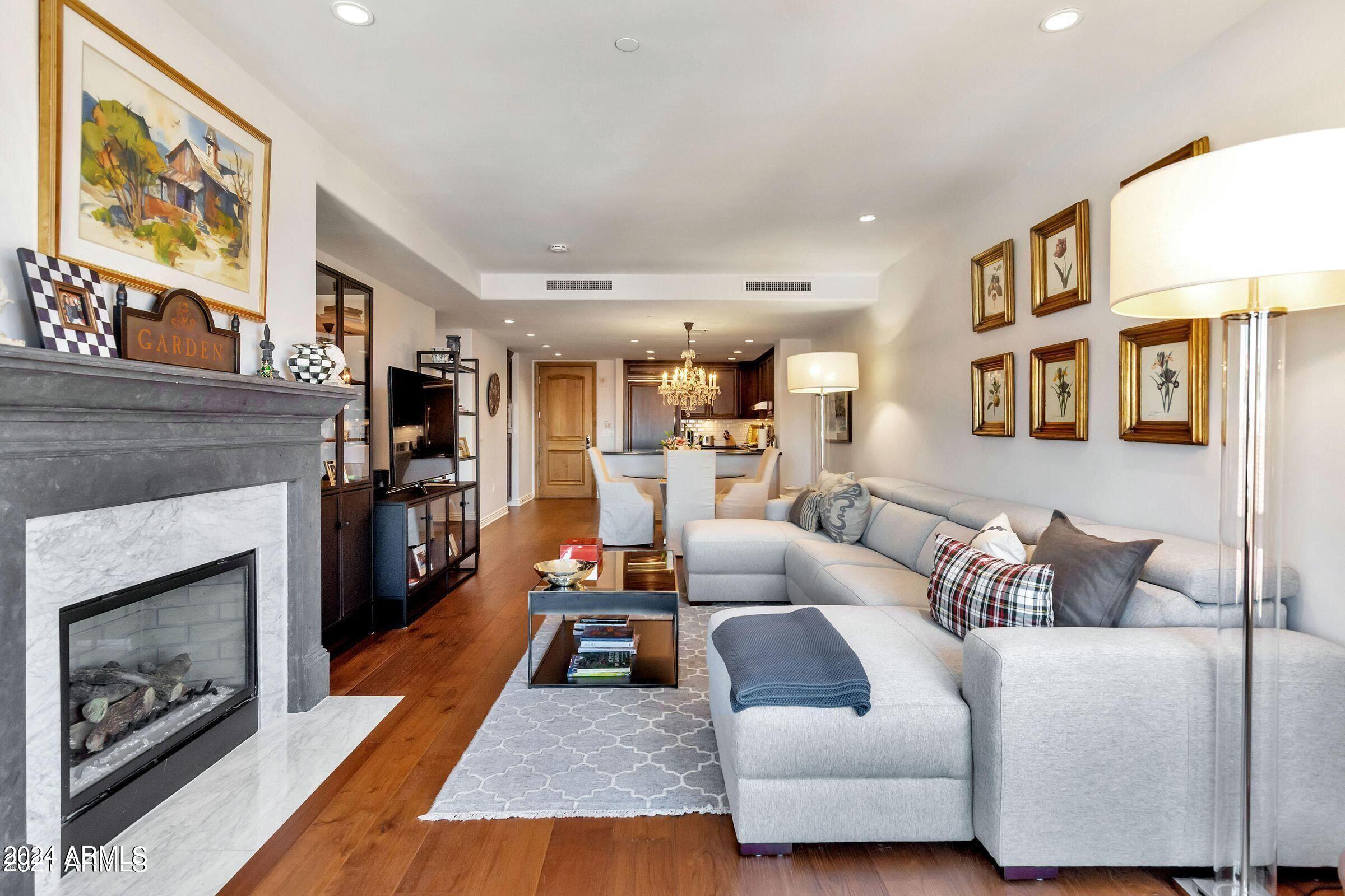 7181 E CAMELBACK Road, 502