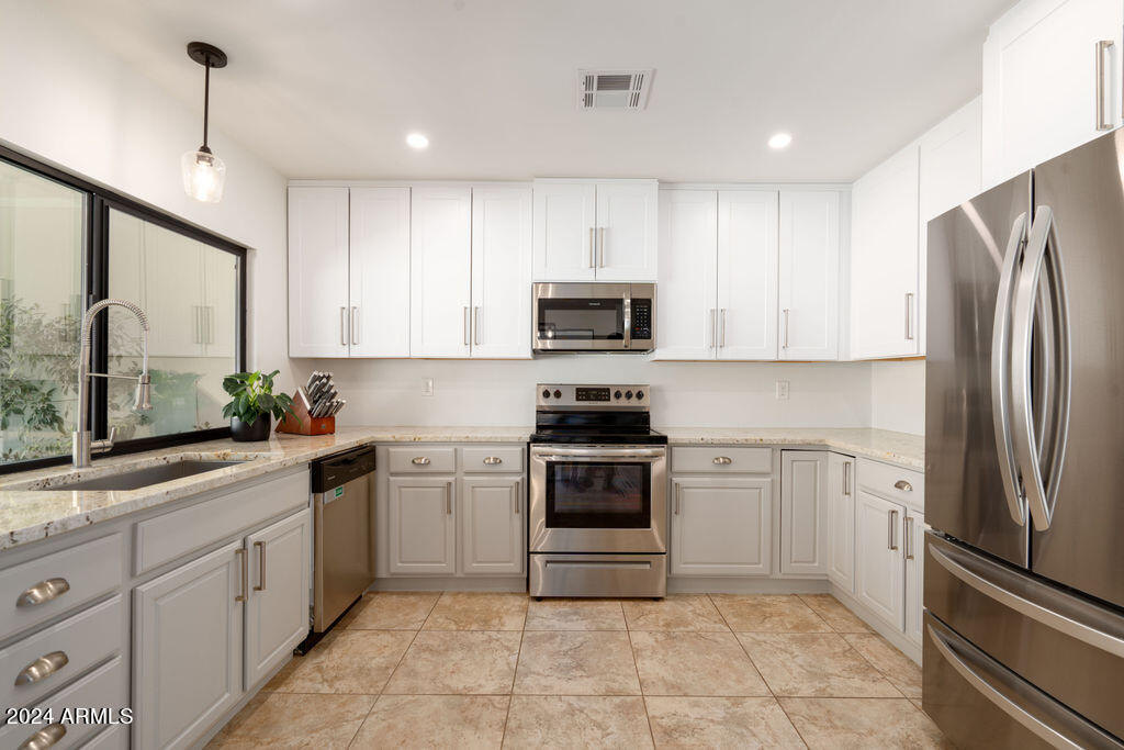 8732 E SAN LUCAS Drive