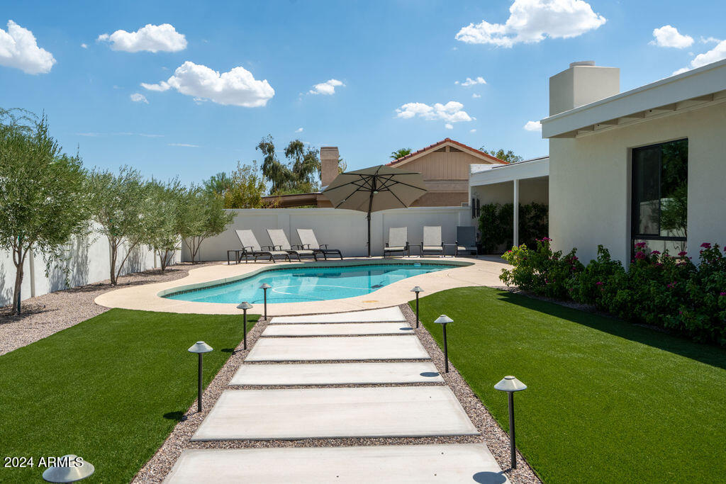 8732 E SAN LUCAS Drive