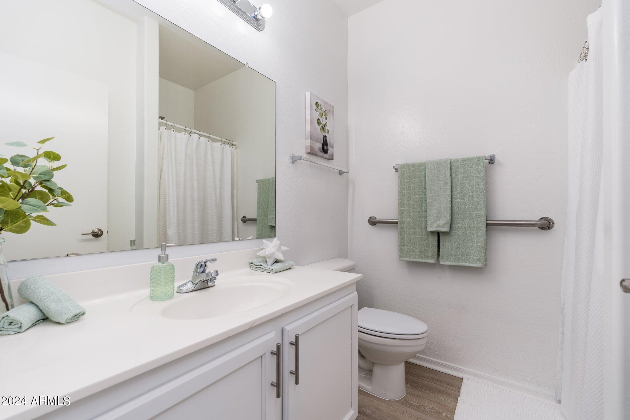 2708 E SCHILIRO Circle