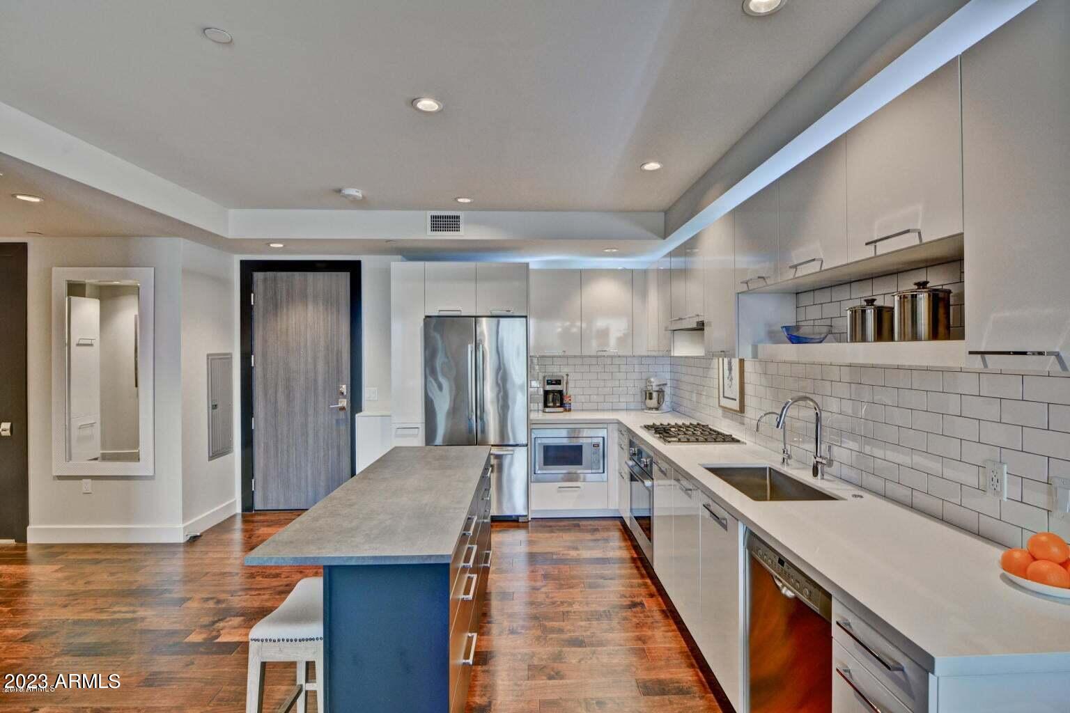 4422 N 75TH Street, 6013