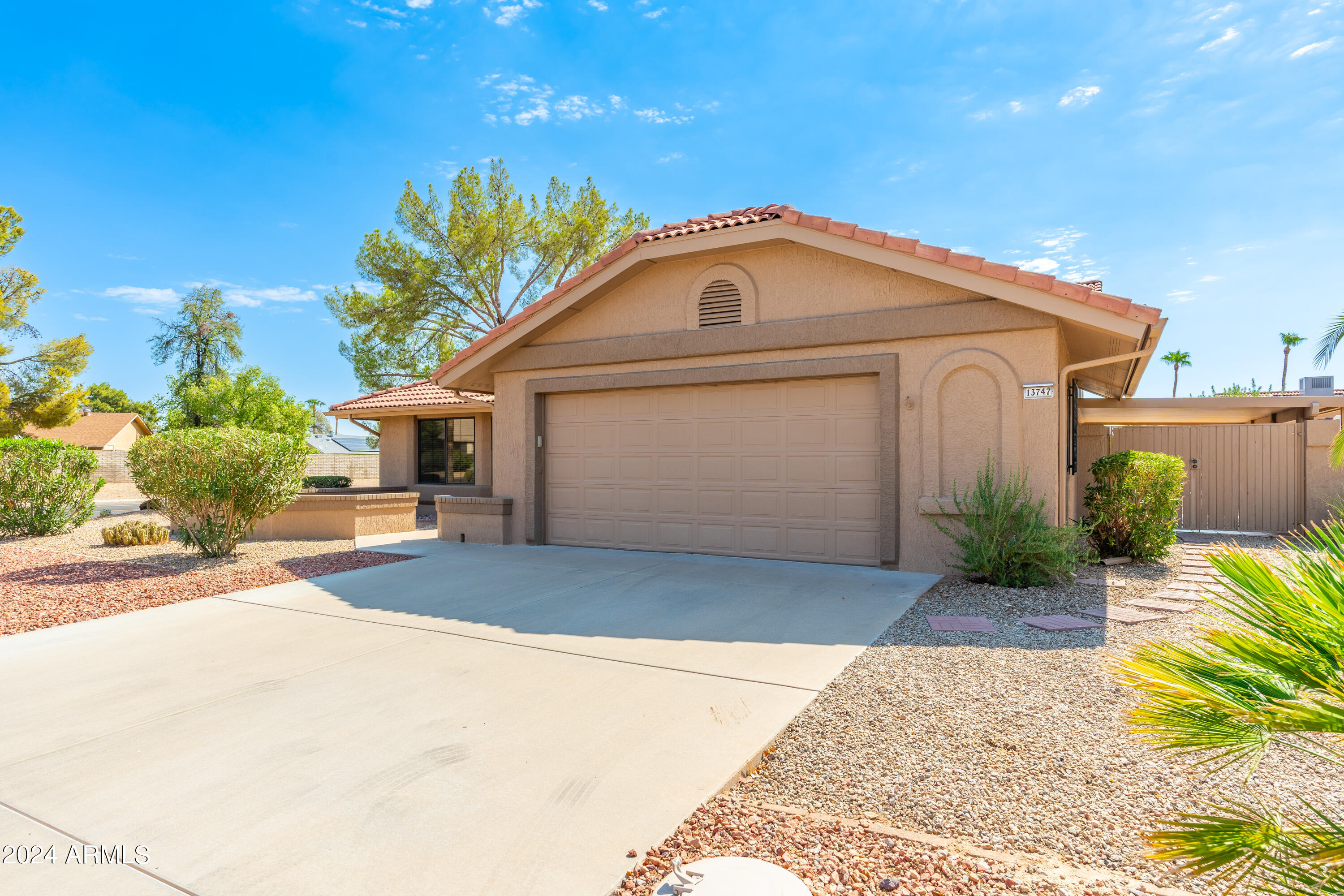 13747 W VILLA RIDGE Drive